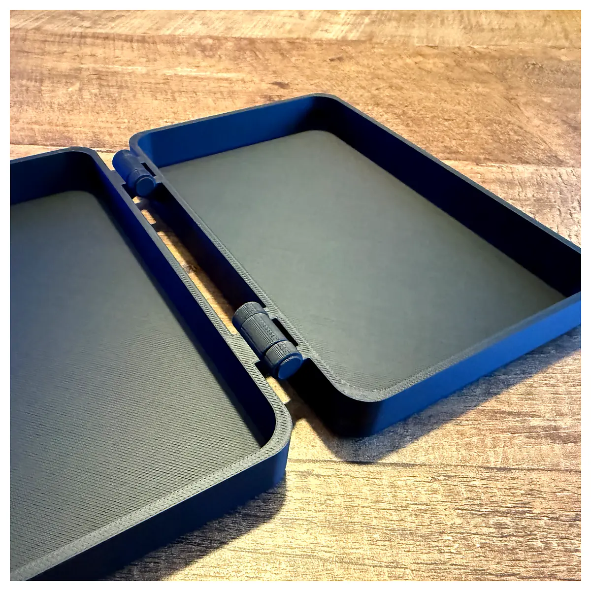 Storage Box Hinged Lid Secure Clasp Parts Repair Storage Box Universal Container