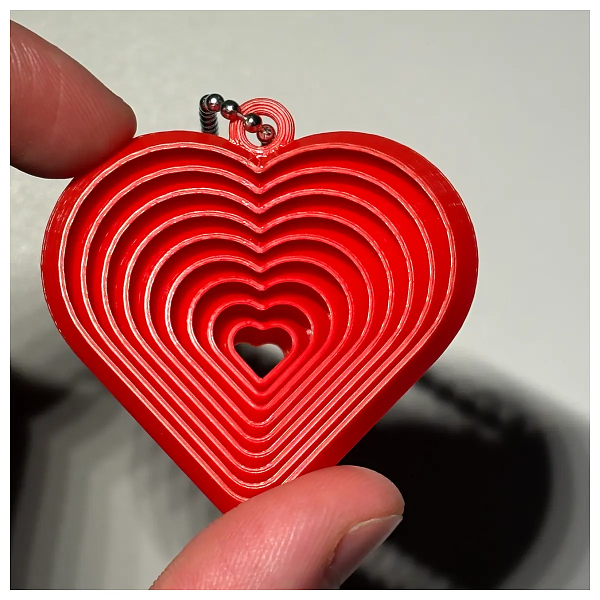 Fidget Keychain Stress Relief Heart Shaped Keyring Quiet Fidget Toy Accessories