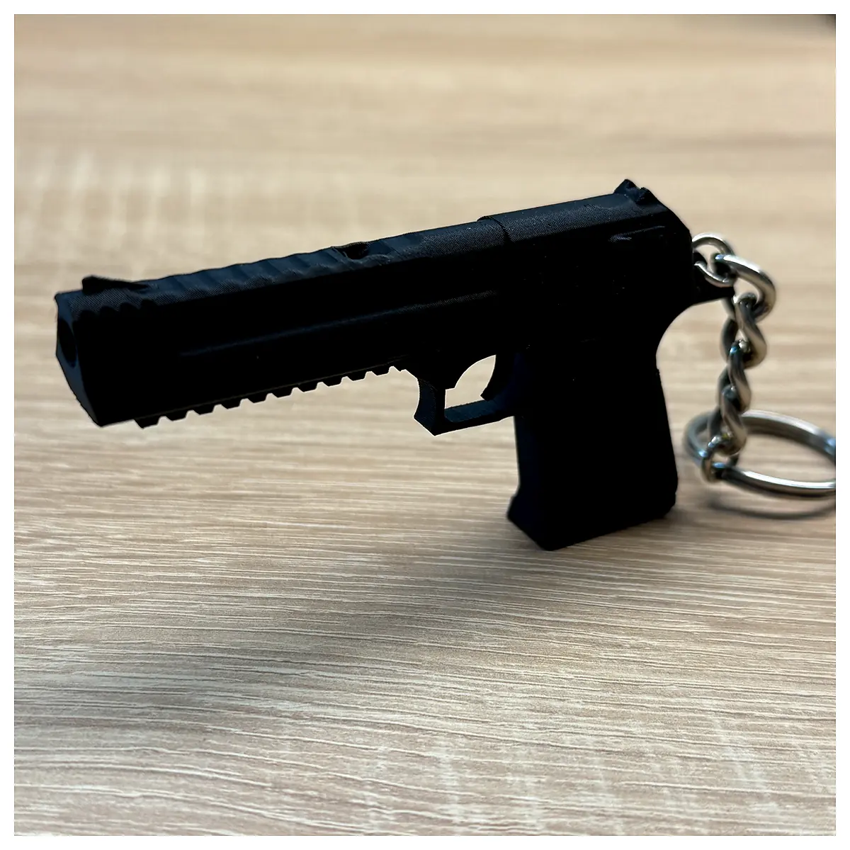 Desert Eagle Extreme Whistle Keychain Loud Alert Emergency Rescue Outdoor Survival Whistle Parts