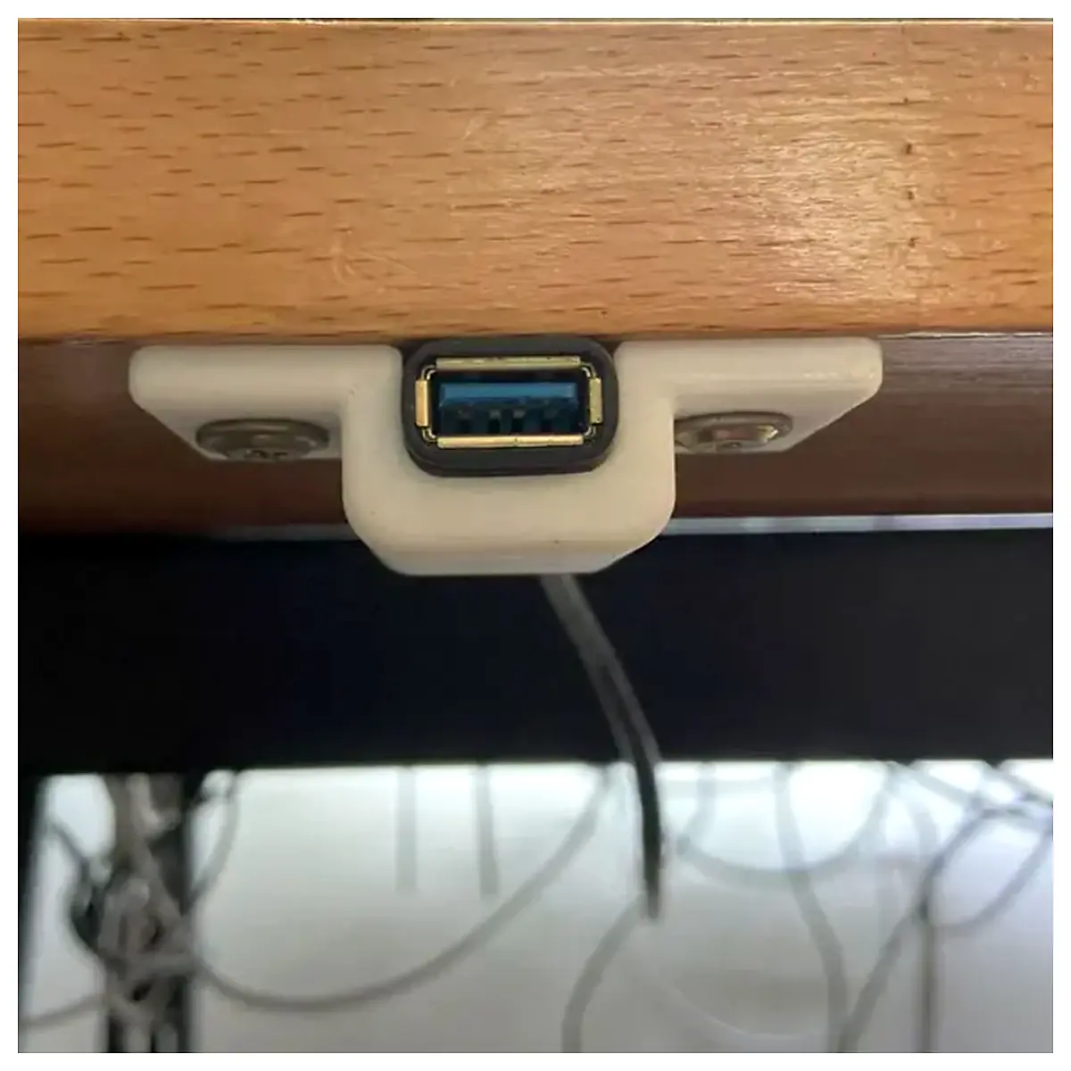 USB Port Undercut Installation Guide Computer Parts Repair Universal Parts USB Connection Replacement