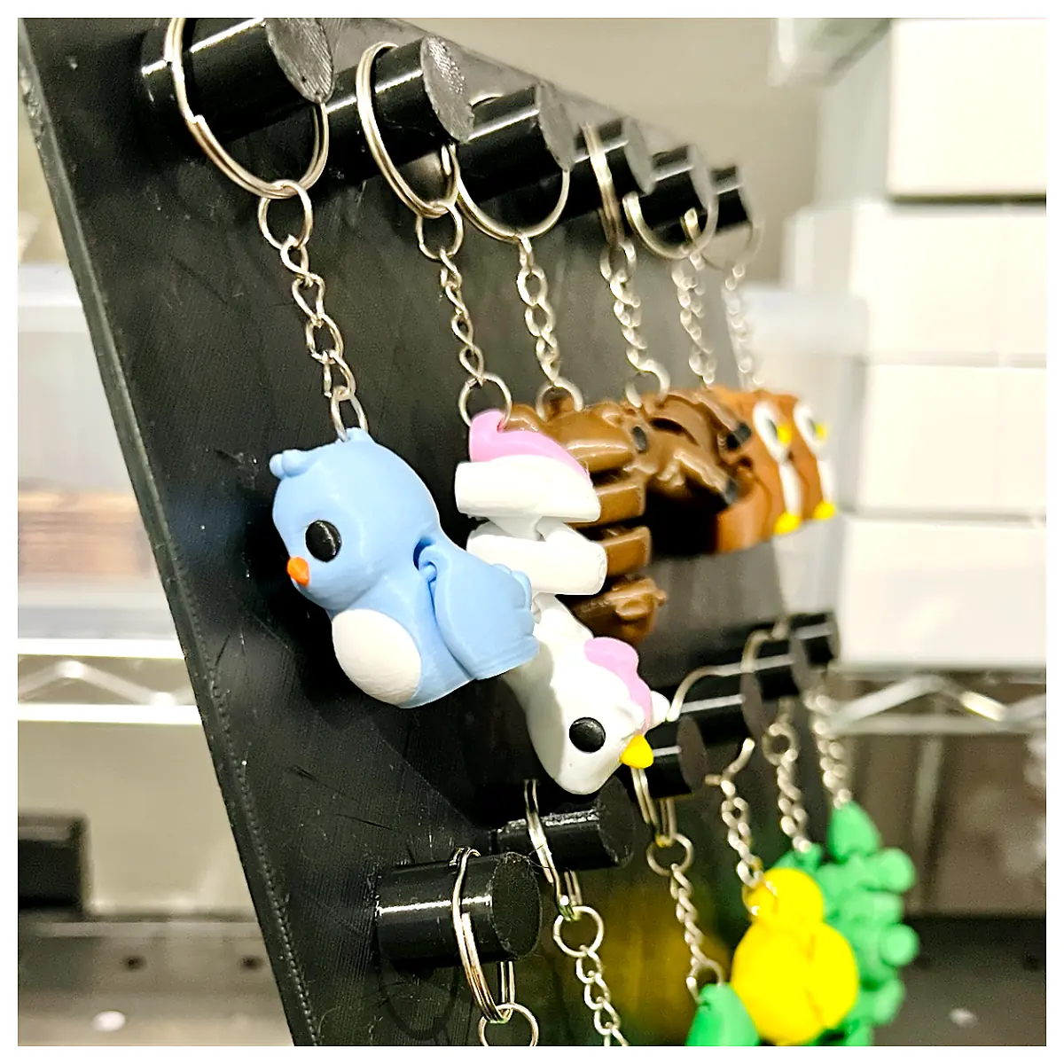 Keychain Display Stand Holder Display Rack Keychain Holder Organizer Stand Accessories Storage