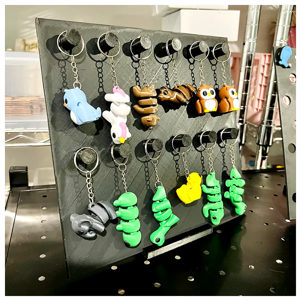 Keychain Display Stand Holder Display Rack Keychain Holder Organizer Stand Accessories Storage