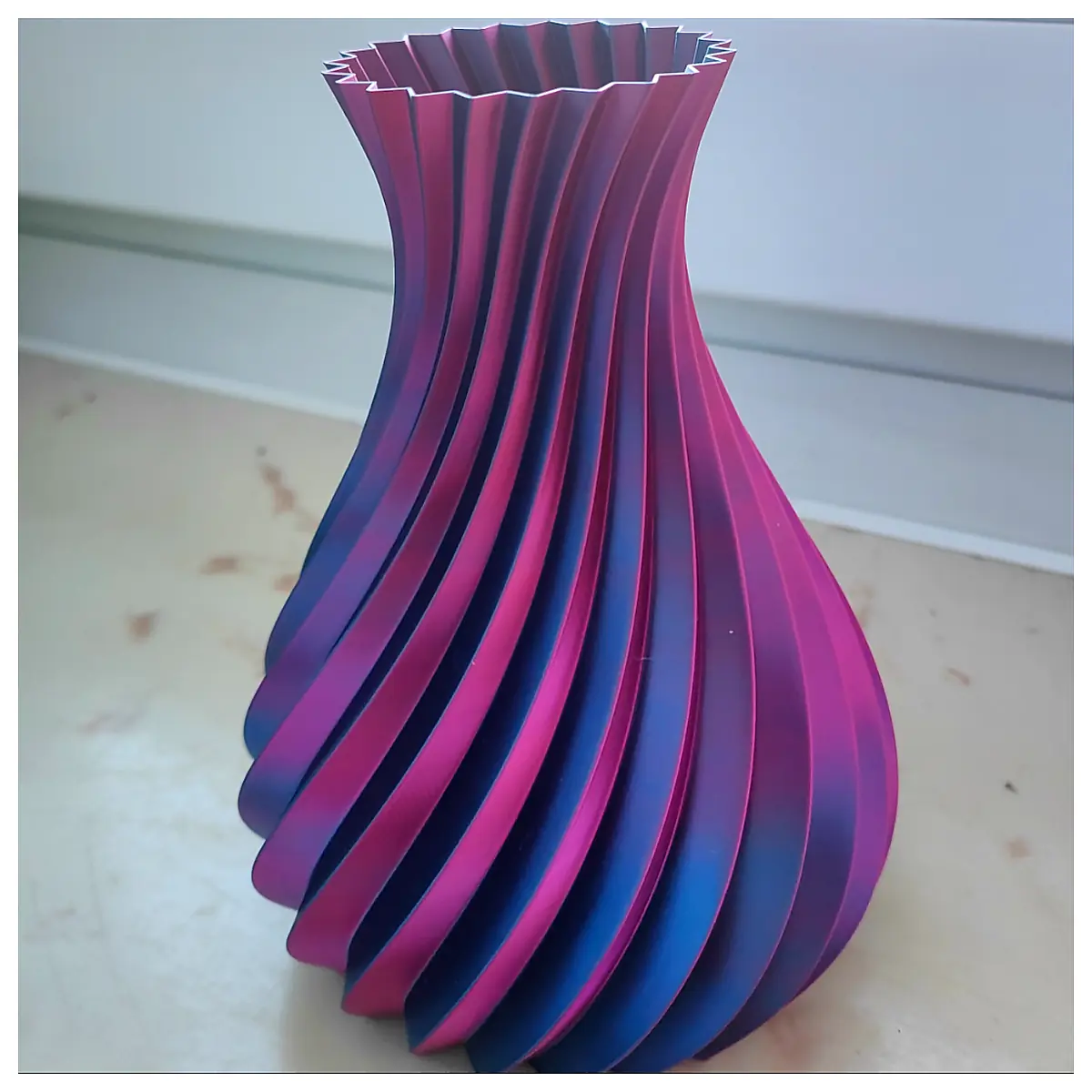 Spiral Vase Decor Home Creative Art Arrangement Space Universal Flower Bouquet Decoration Parts Repair