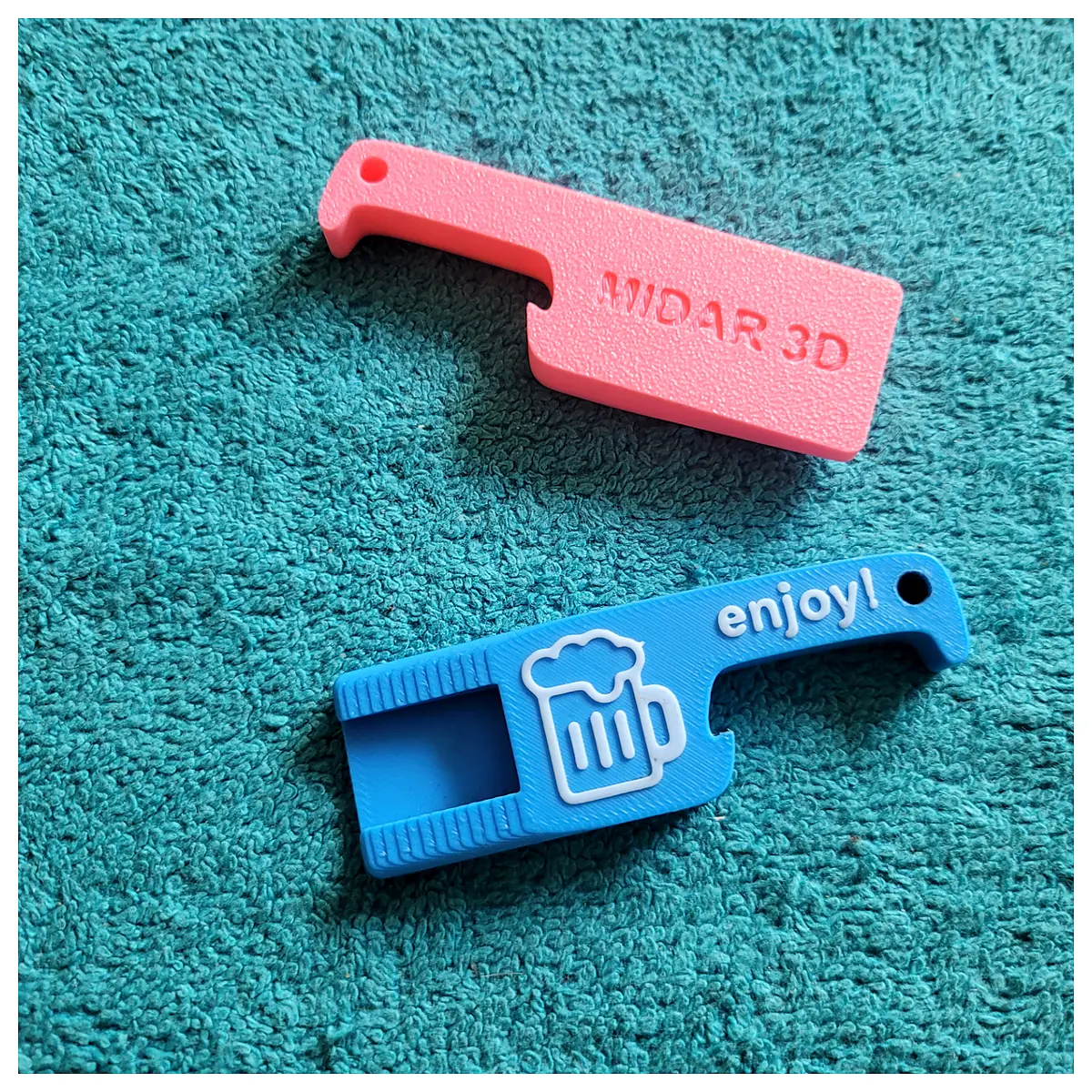 2 in 1 Bottle Can Opener Keychain Gadget Universal Opener Tool Compact Easy to Carry