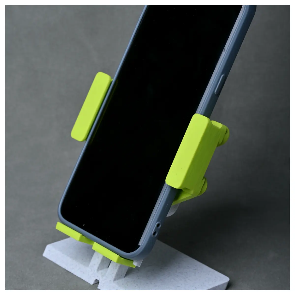 Phone Holder Magnetic Clamp Desktop Mount Auto Grip Self Clamping Phone Stand Universal Car Accessories Repair Parts