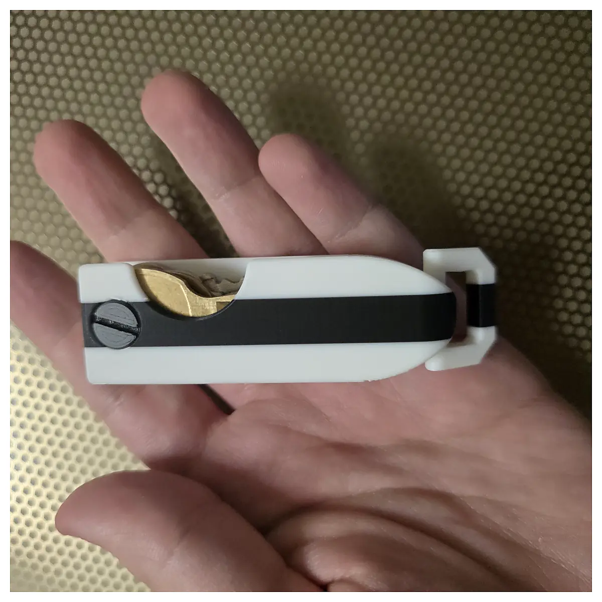 KeyNest Key Wallet Secure Storage Smart Keys Key Organizer Lock Solutions Universal Key Holder