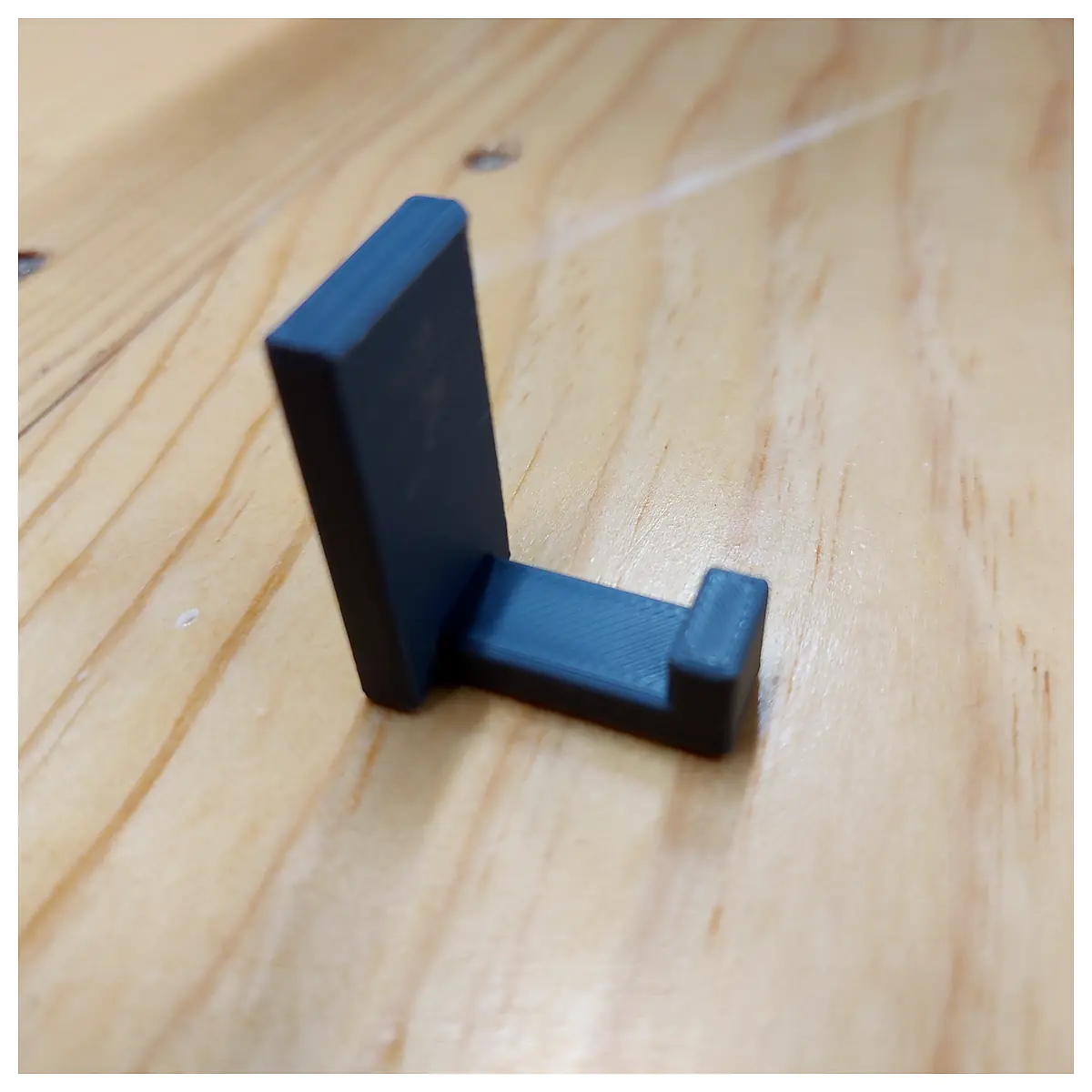 Magnetic Hook Wall Mount Hanger Hooks Hanging Storage Magnetic Hooks Multi Purpose Hold Items