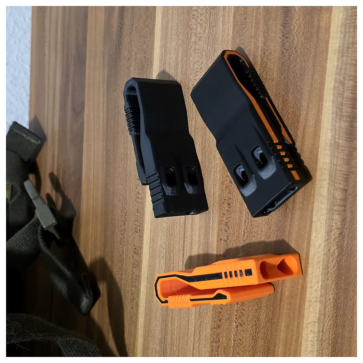 Flexible Clip Security Whistle Reporting Tool Crime Alert Evidence Collection