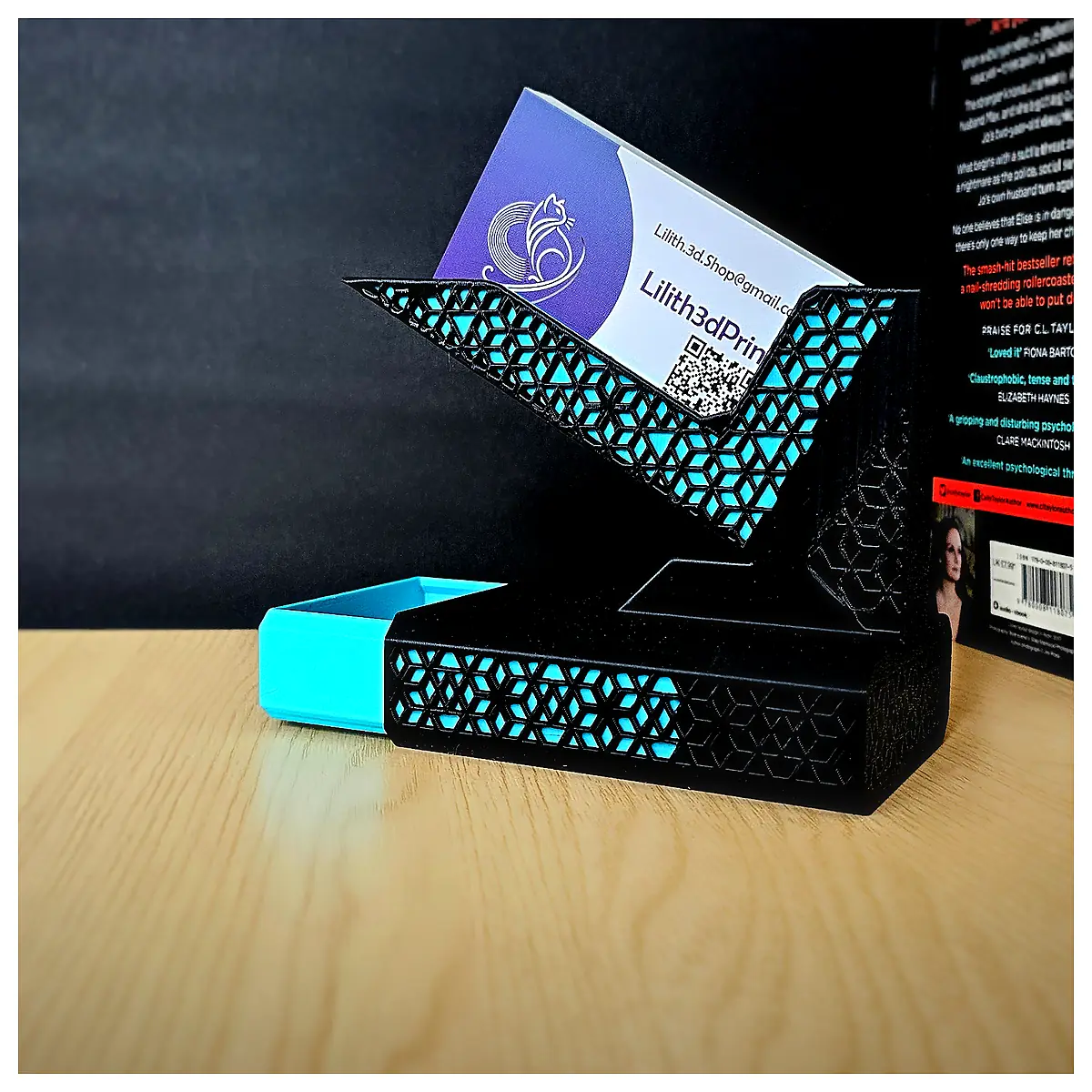 Business Card Holder Minimalist Modern Creative Office Gift Stand Holder Wholesale Retail