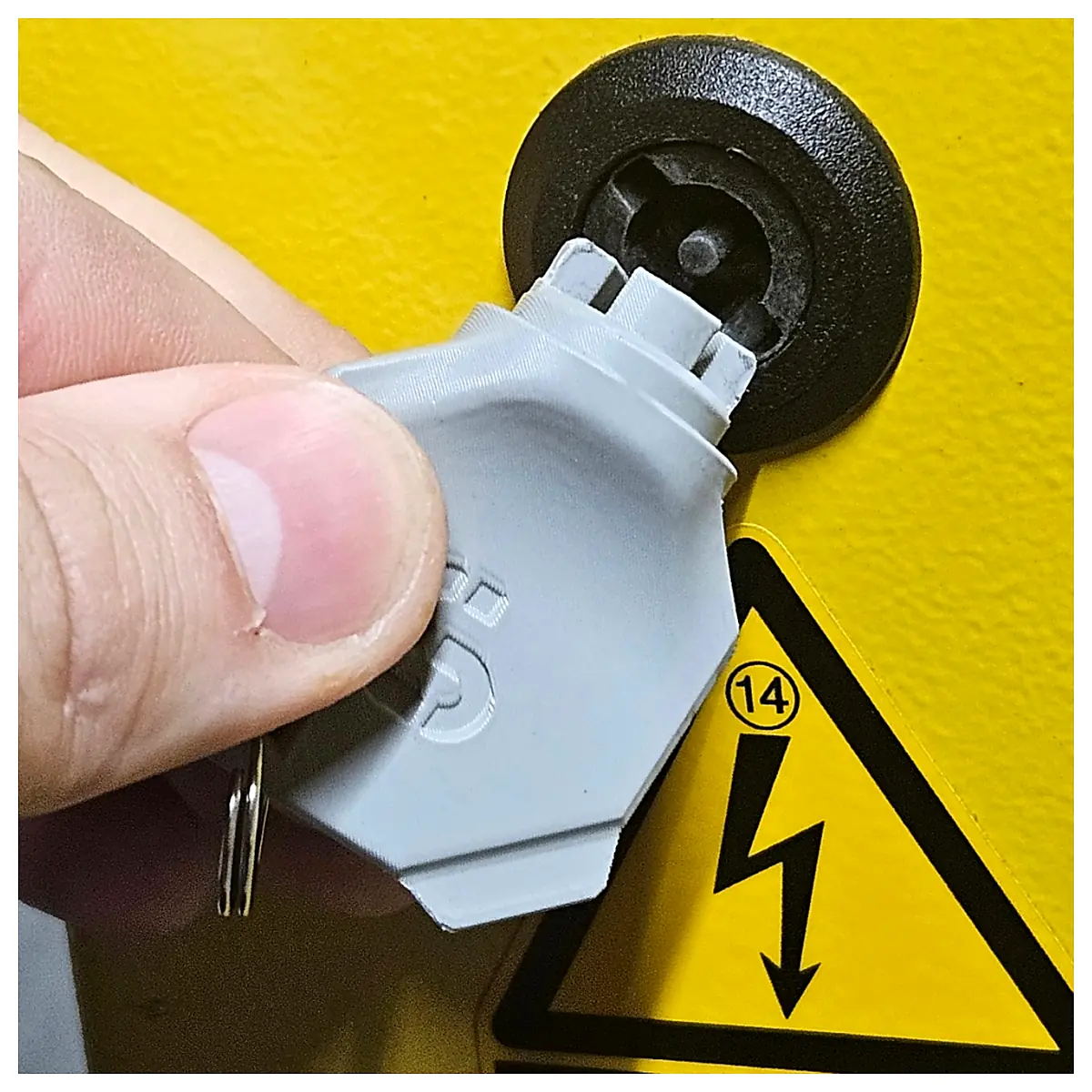 Keychain Multifunction Control Cabinet Tool Parts Repair Maintenance Electronic Devices