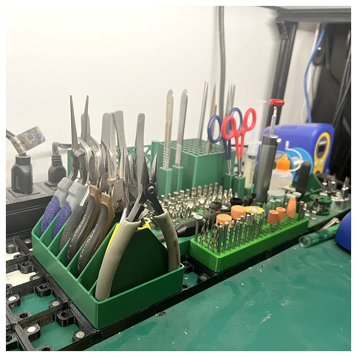 Gridfinity Pliers Holder Organizer Tool Desktop Storage System Parts Repair Accessories