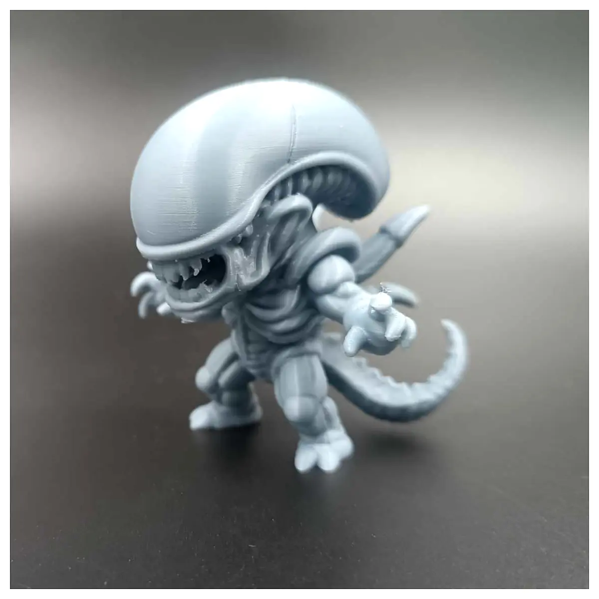 Alien Xenomorph Chibi Toy Figurine Collectible Model Parts Repair Accessories