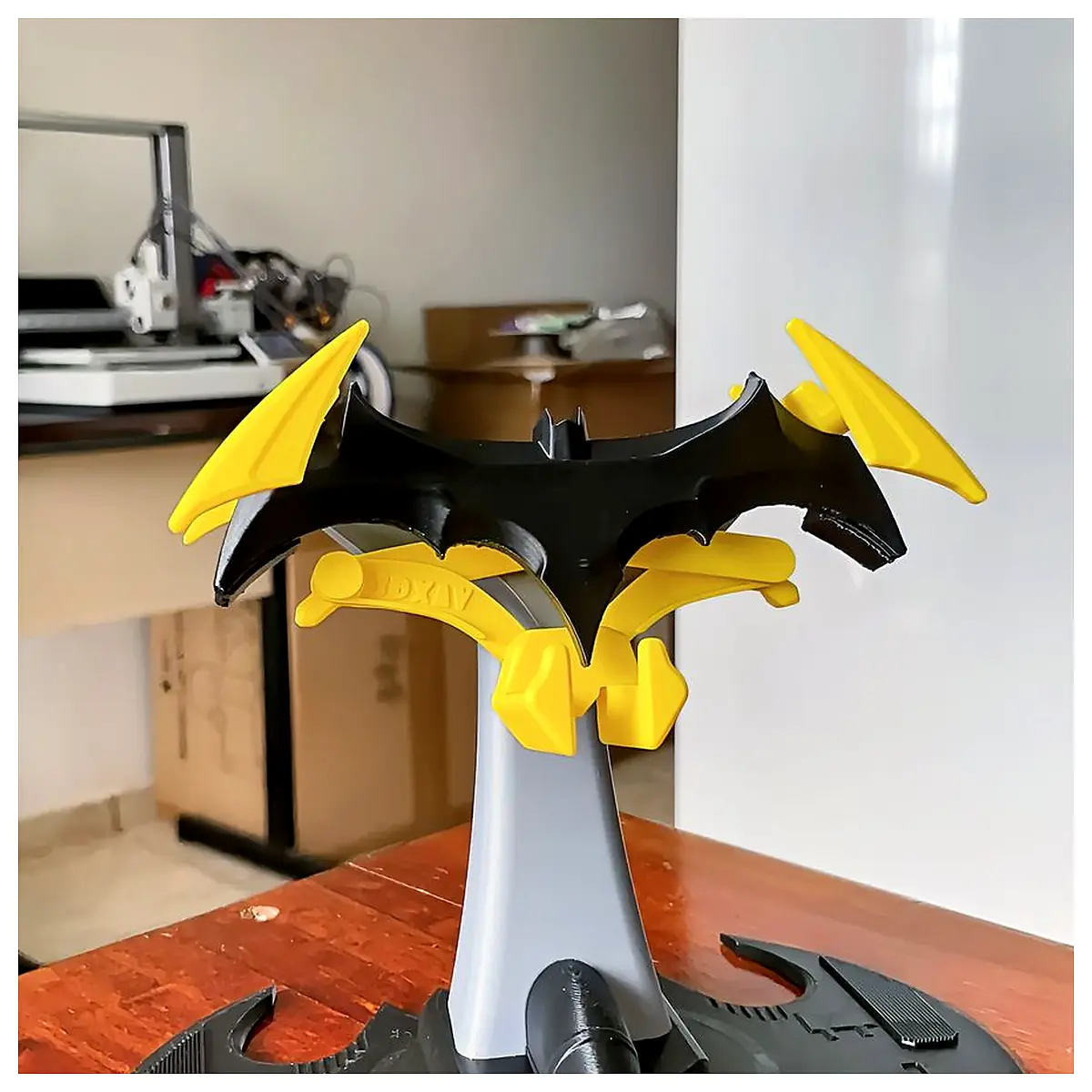 Bat Wing Phone Holder Universal Phone Stand Mobile Phone Accessories Repair Stand
