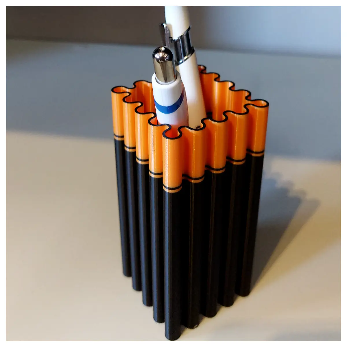 Modern Pen Vase Creative Desk Decoration Office Study Room Ornament Simple Home Accessories Art Piece