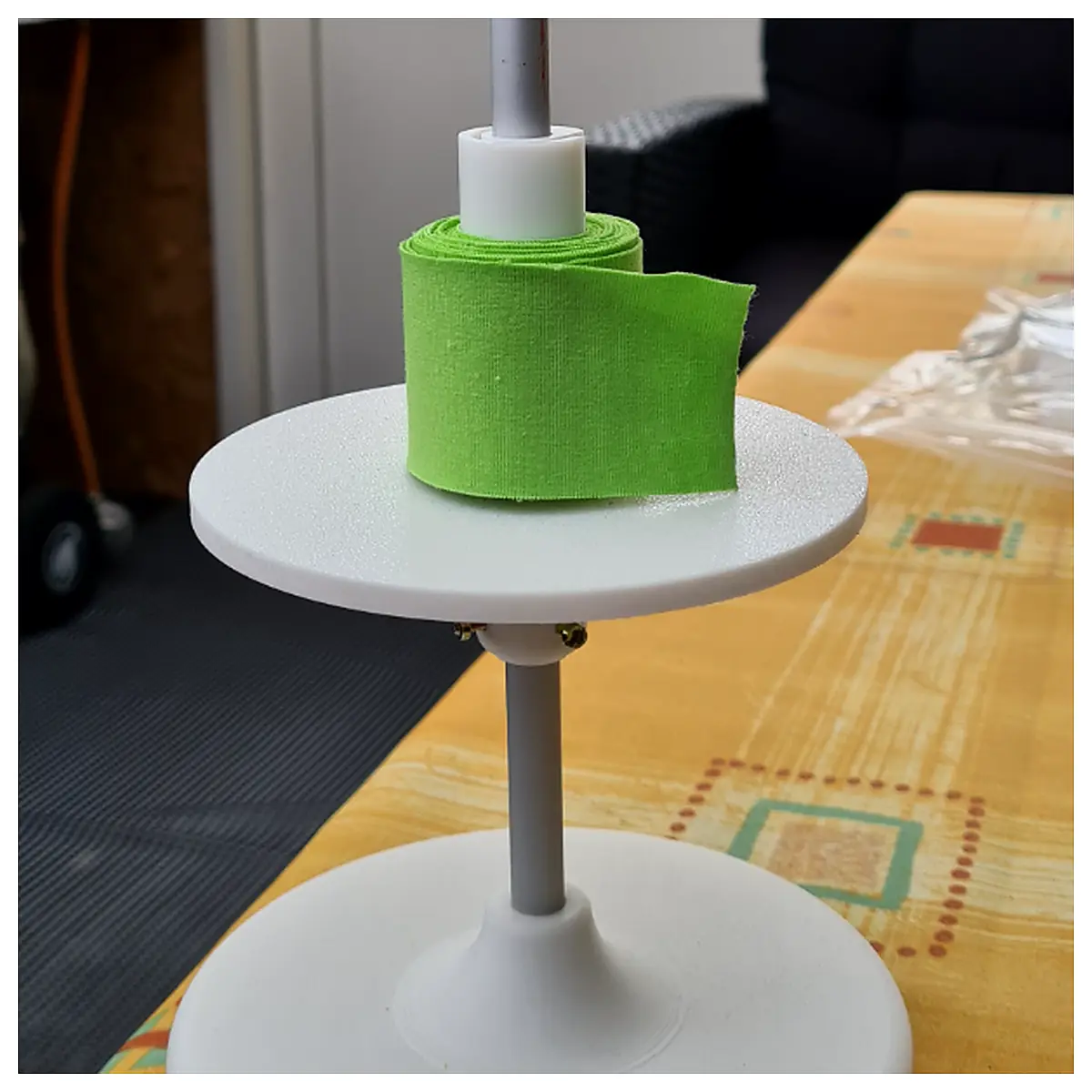 Bias Tape Holder Stand Tape Measure Accessory Cutting Guide Sewing Support Fabric Marking Tool