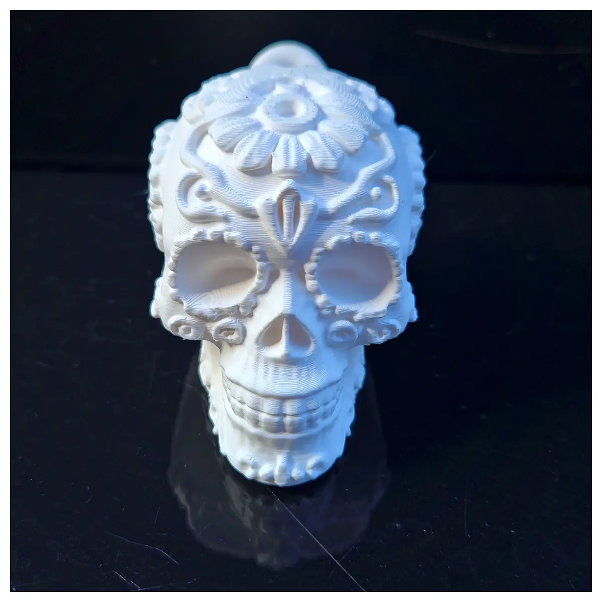 Skull Keychain Death Bone Horror Decoration Memorial Skeleton Key