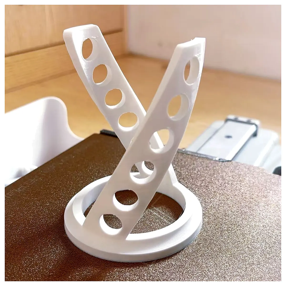 DNA Strand Rotating Pen Holder Desk Organizer Rotating Pen Stand Multi Function Pen Cup Holder Accessory