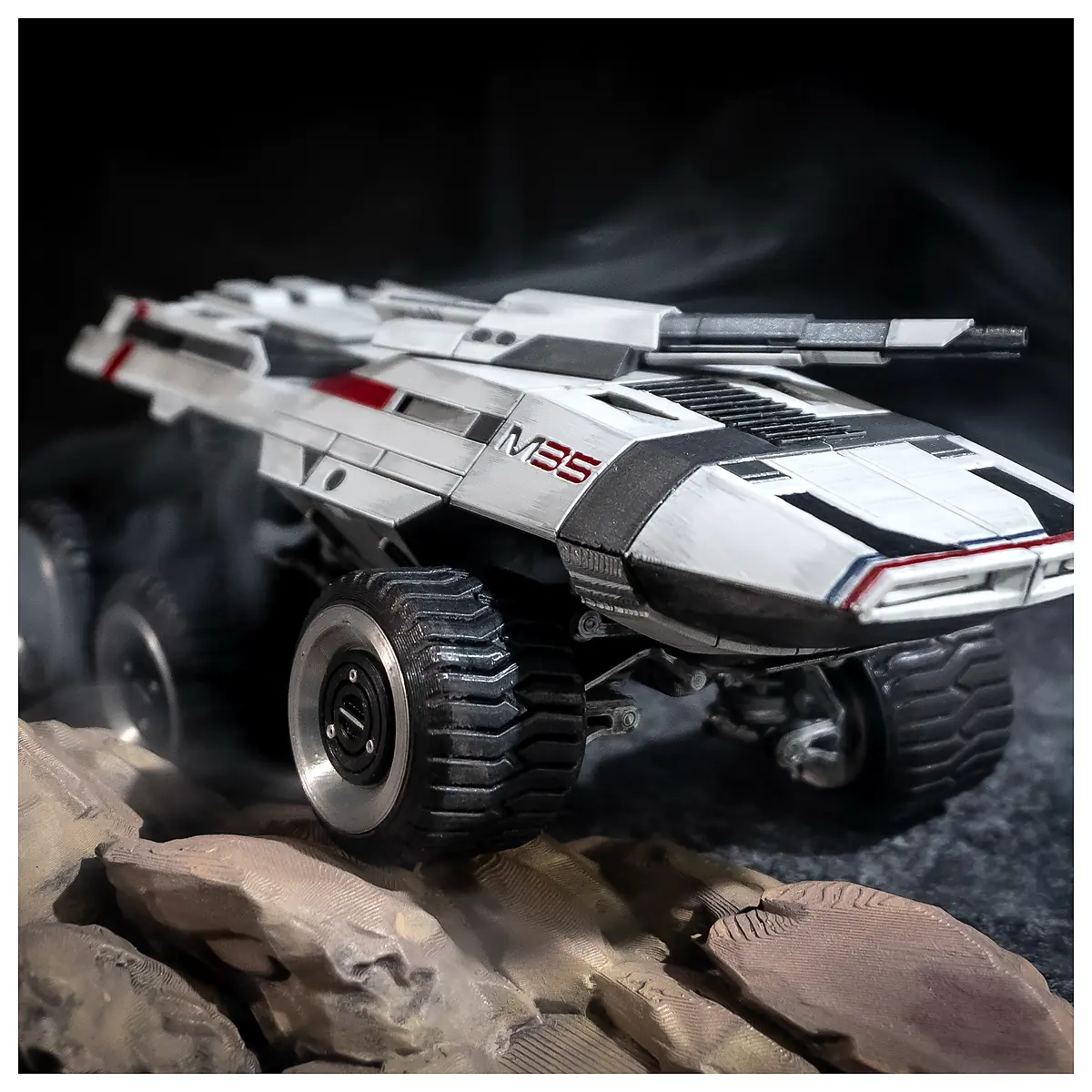 M35 Mako War Tank Mass Effect Parts Replacement Vehicle Tactical Vehicle Repair