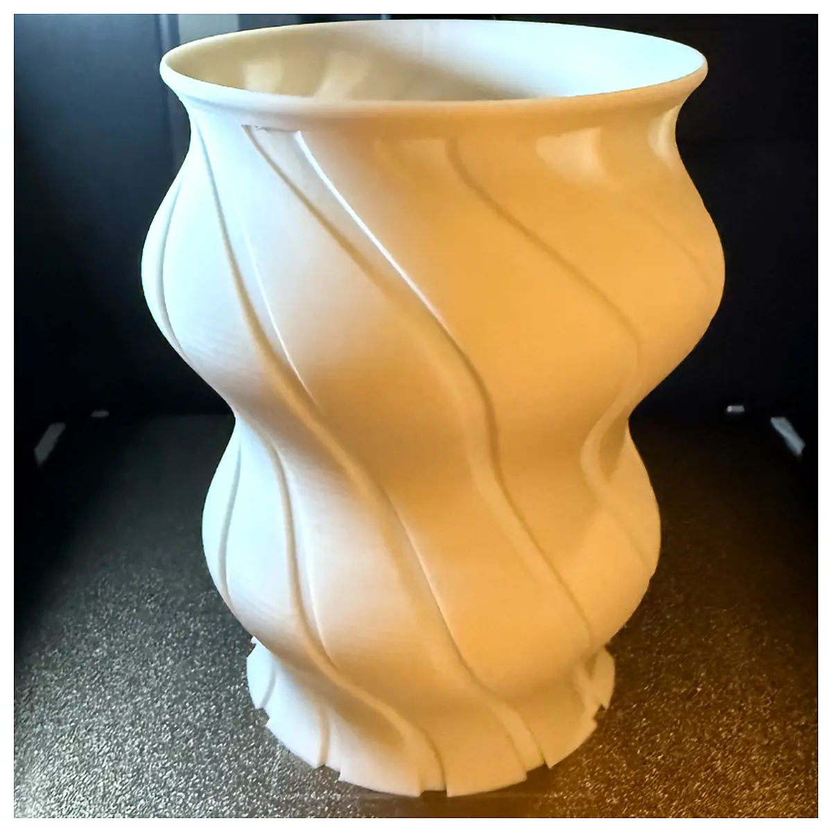Modern Vase Design Object Home Decor Decorative Item Art Piece Creative Gift Interior Decoration Art Ornament