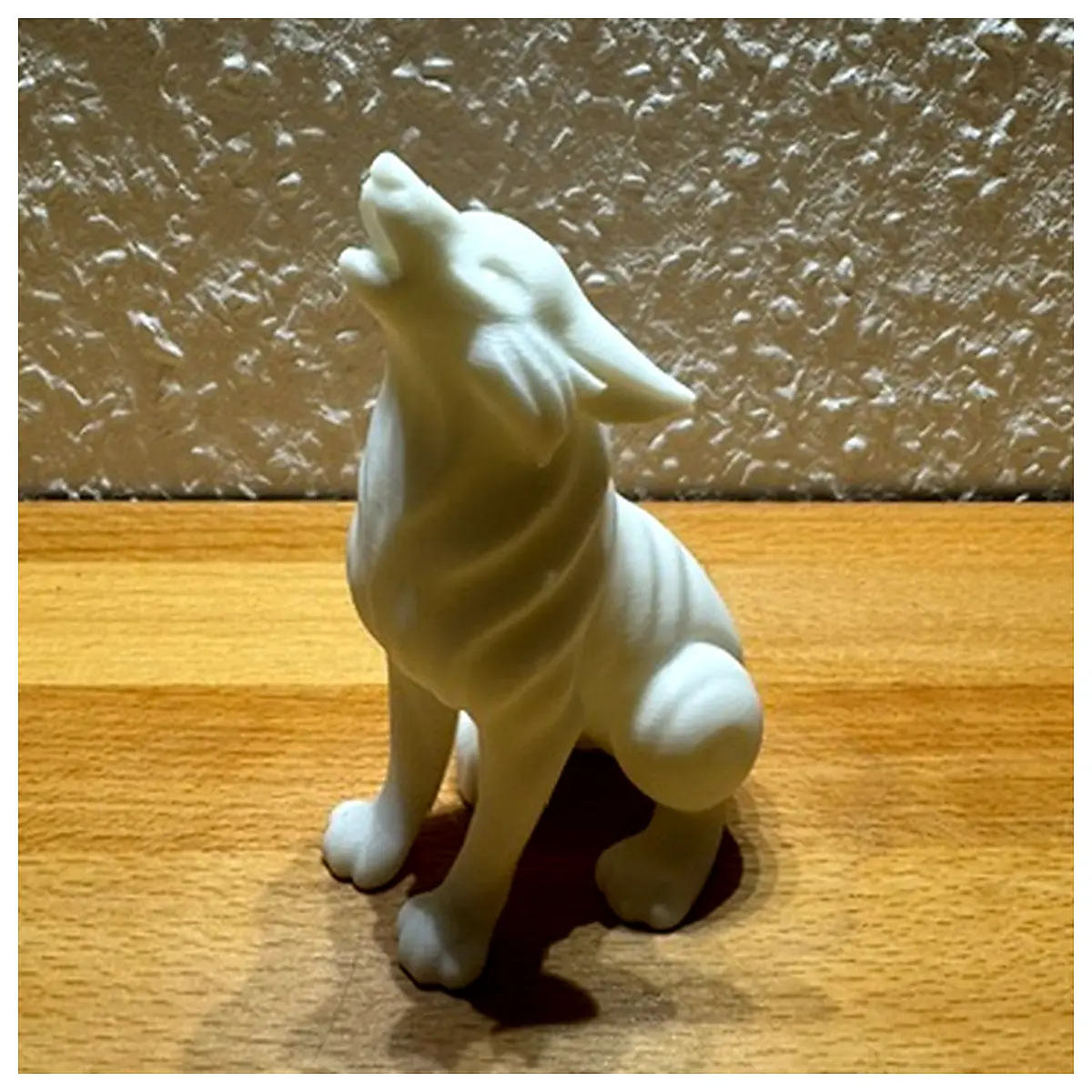 Wolf Statue Sculpture Figurine Ornament Pet Model Indoor Decoration Office Desktop Art Animal Figurine
