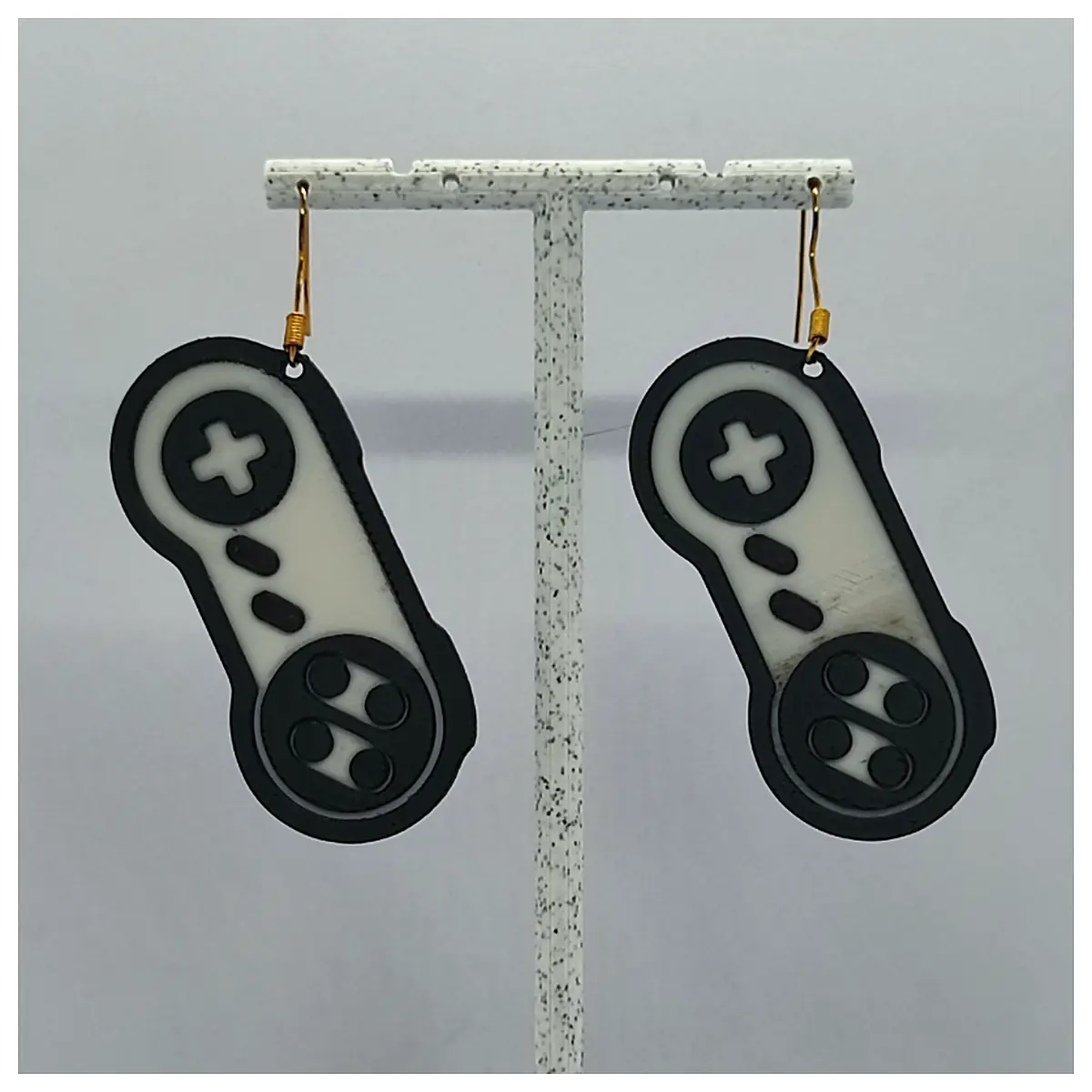 Retro Game Earrings Vintage Controller Gaming Accessories Game Gift Gaming Collectibles