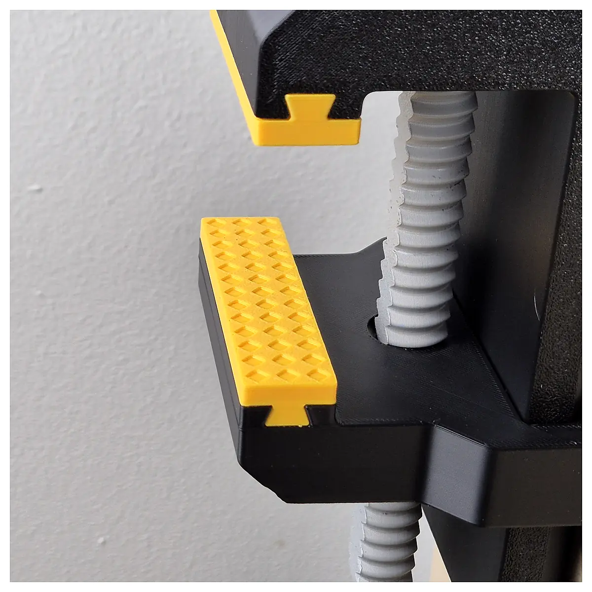 3D Printed Bench Vise Universal Clamp Fastening Tool Parts Repair Fix