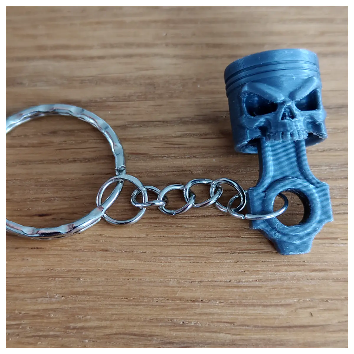 Piston Skull Keychain Attitude Automotive Decor Mechanical Parts Gift Design Accessories Gear