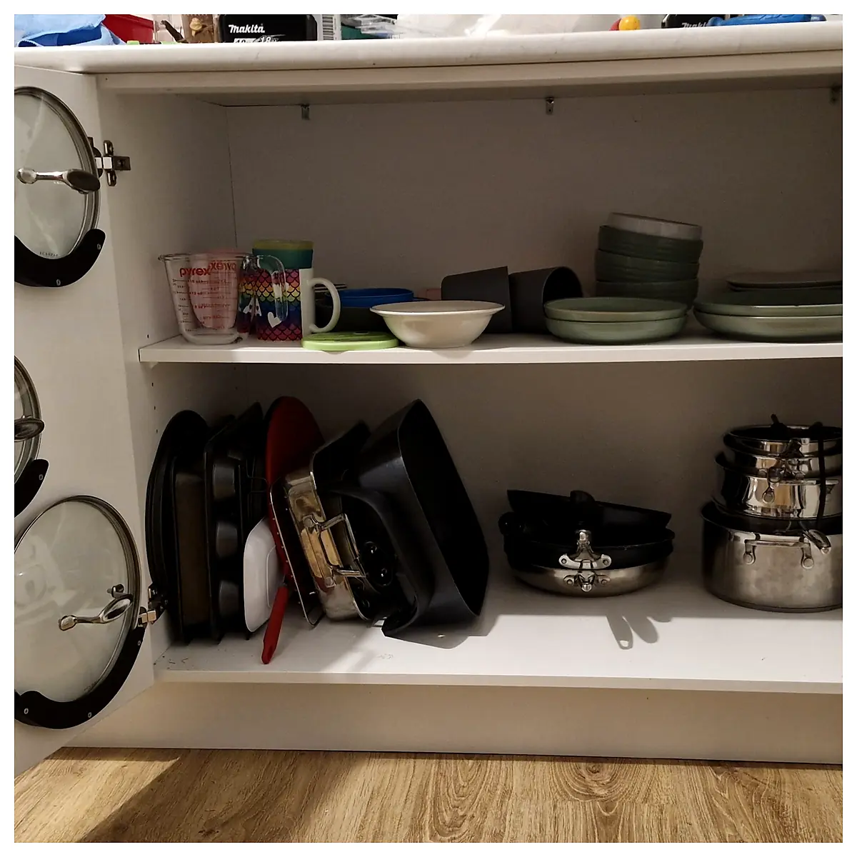 Pot Lid Mounts Kitchen Accessories Lid Support Holder Universal Kitchen Gadget Storage