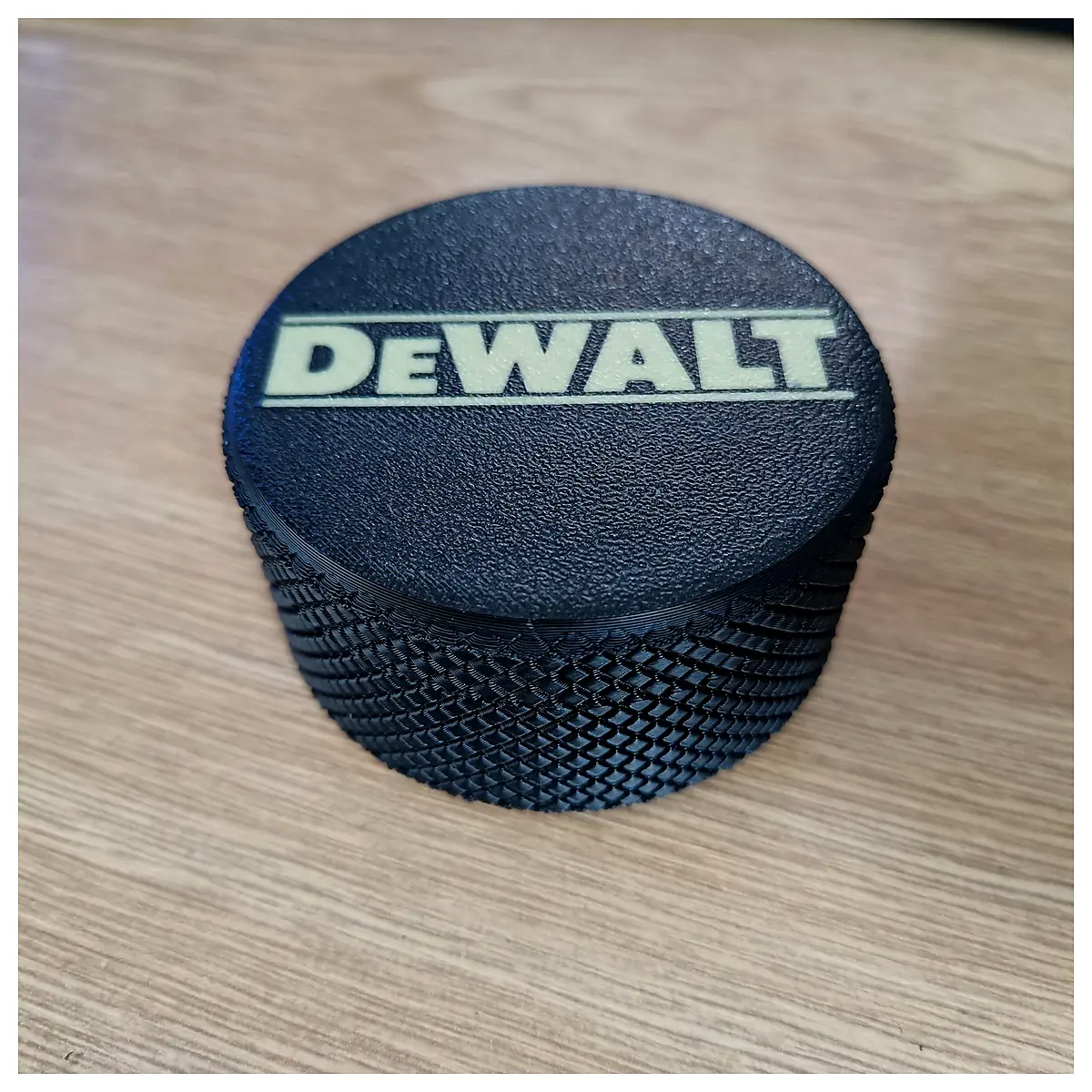 DeWALT Container Storage Toolbox Parts Repair Industrial Container Transport Box