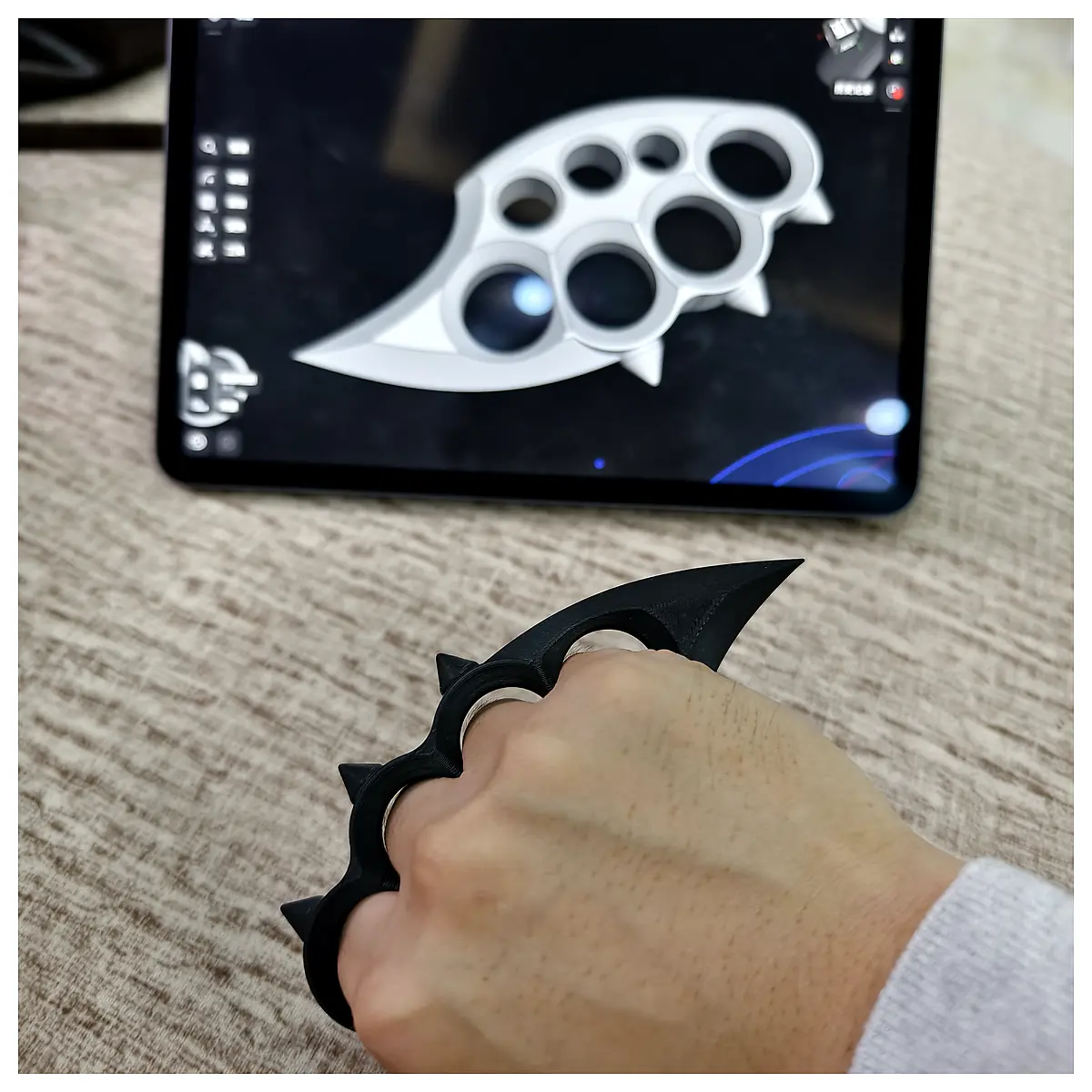 Grocery Carrier Tool Self Defense Knuckle Duster Emergency Weapon Parts Repair