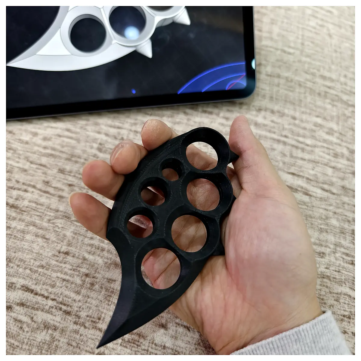 Grocery Carrier Tool Self Defense Knuckle Duster Emergency Weapon Parts Repair