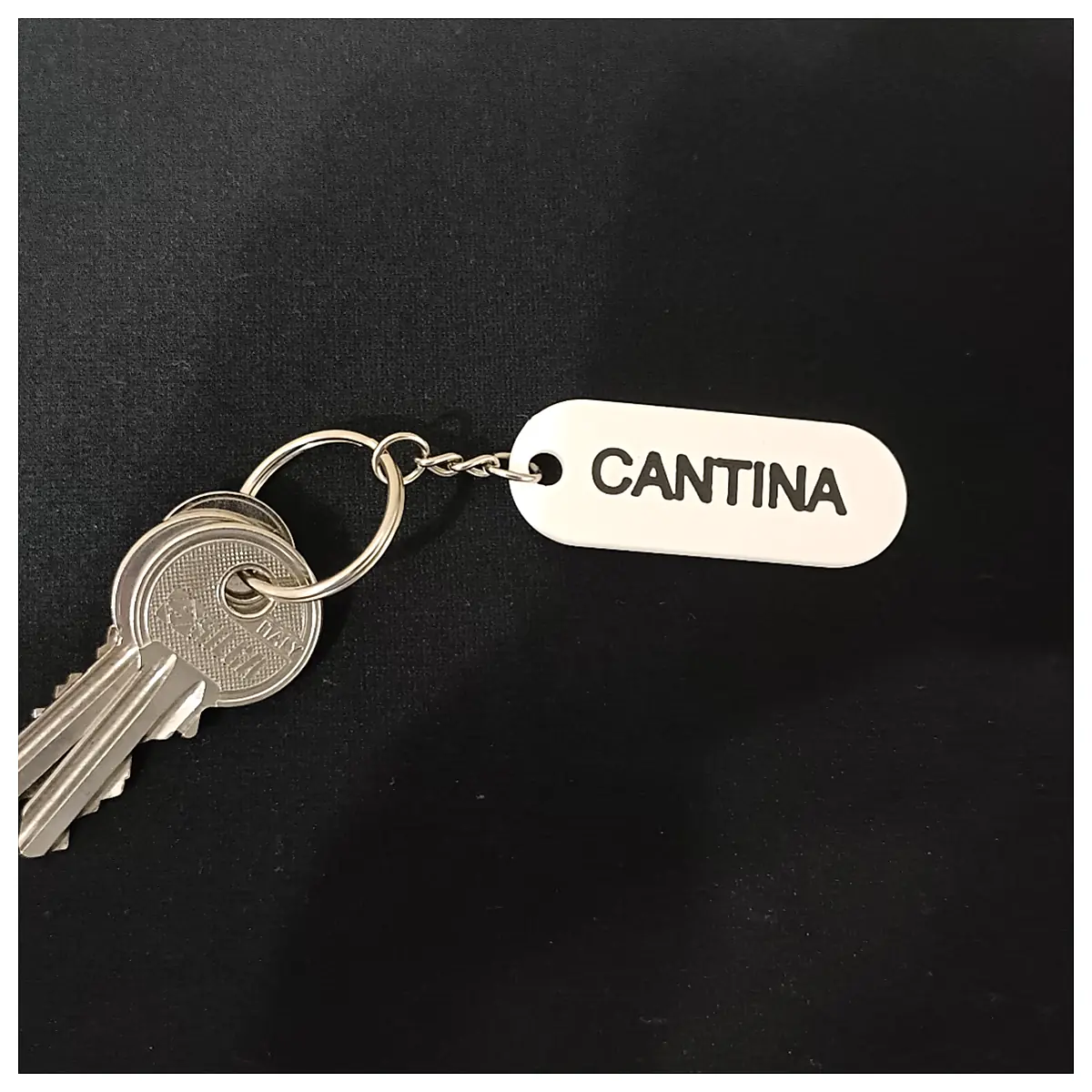 Winery Keychain Wine Lover Gift Wine Bottle Memorial Keepsake Wine Collection Accessories