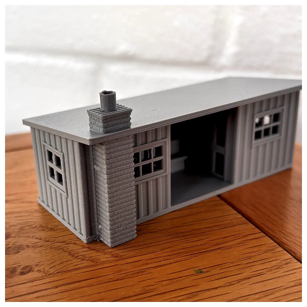 OO Scale Model Railway Waiting Room Train Station Scene Detail Accessories Model Railway Parts Layout Decoration Electric Assembly