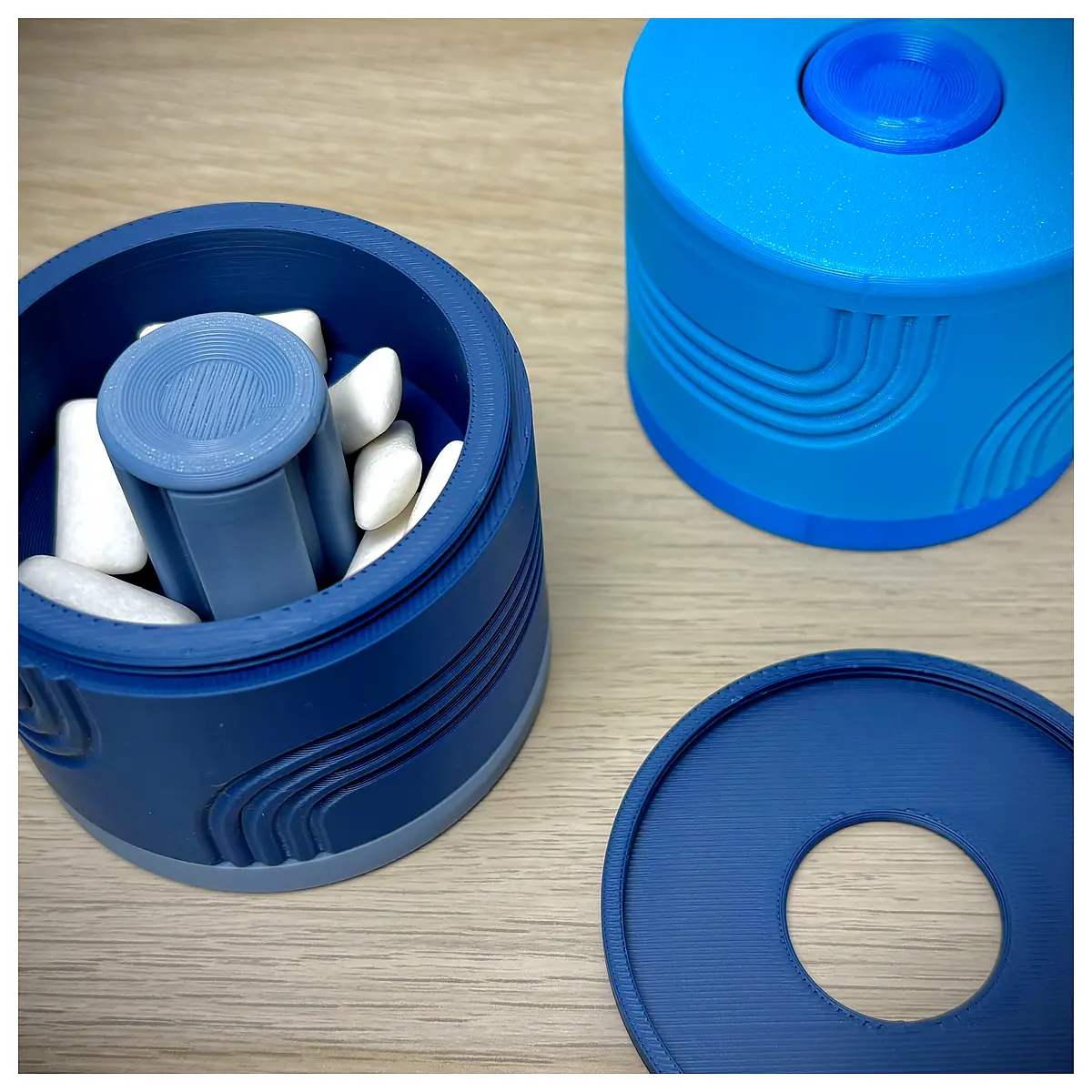 Gum Dispenser Bottle Box Lock System Automatic Dispenser Parts Replenishment Snack Supply