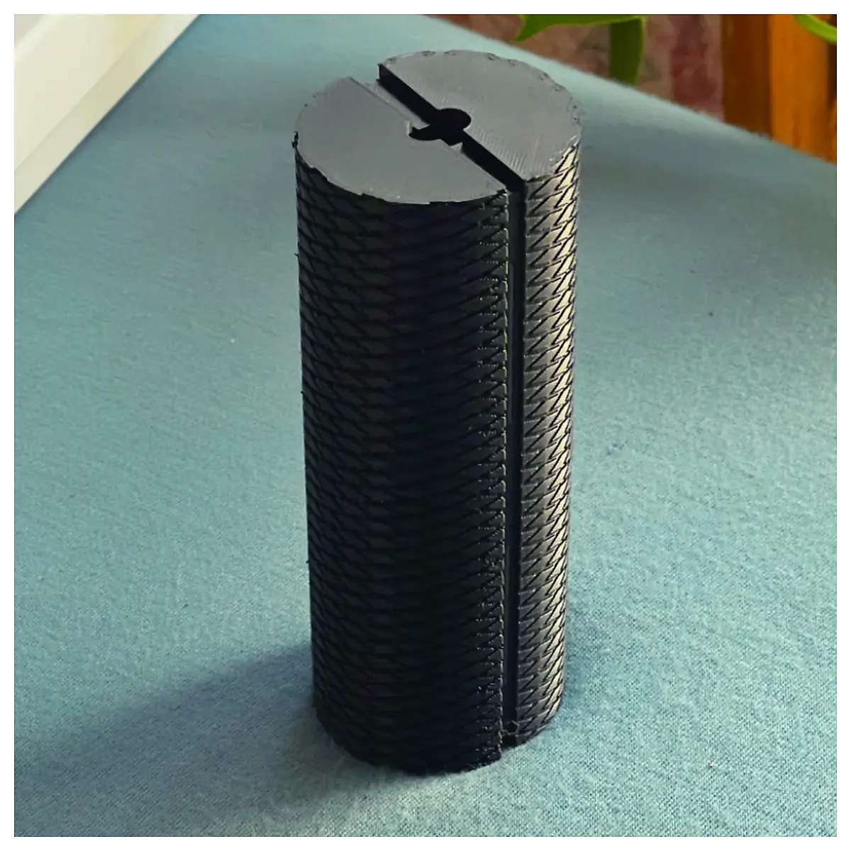 Cylindrical Cable Holder Cable Organizer Cable Management Cord Storage Universal Automotive Parts Repair Accessories
