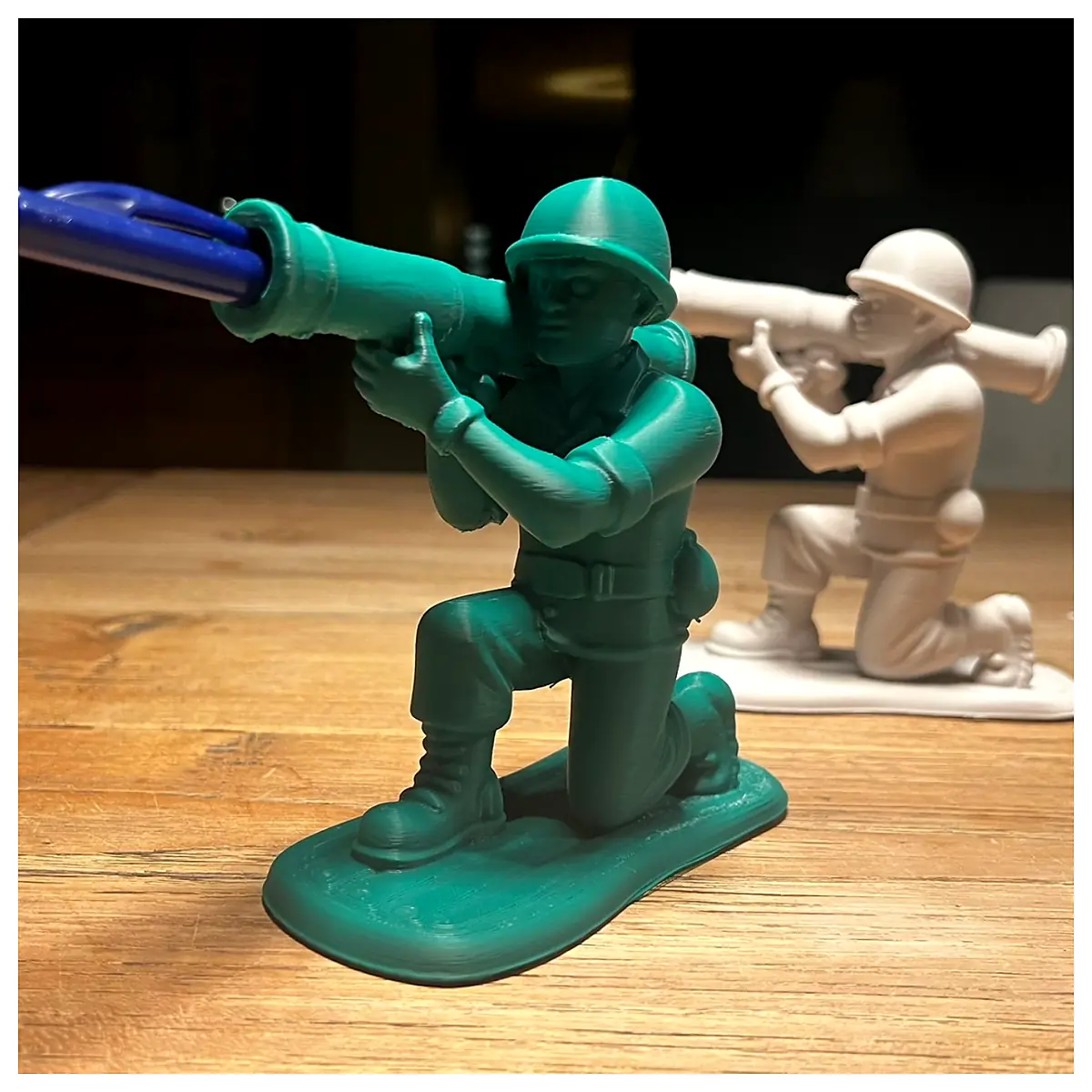 Soldier Pen Holder Multi Function Desk Organizer Office Supplies Student Gift Commemorative Item