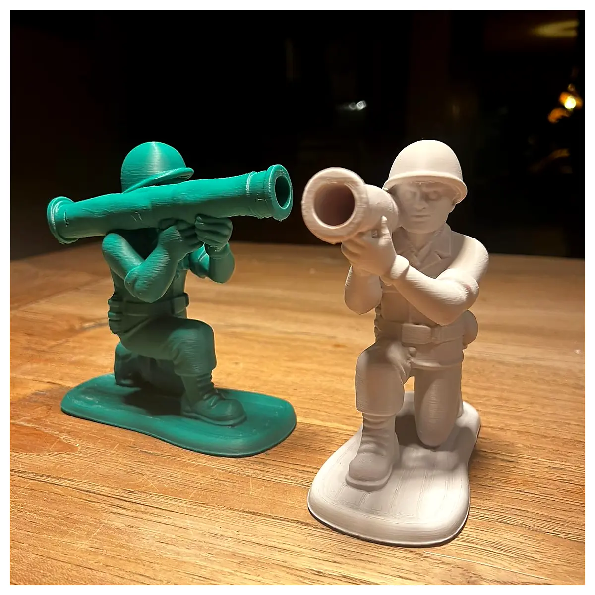 Soldier Pen Holder Multi Function Desk Organizer Office Supplies Student Gift Commemorative Item