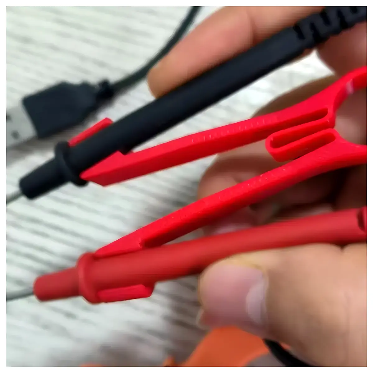Multimeter Probe Holder One Hand Tool Electronic Repair Anti Slip Gadget Measurement Efficiency Probe Assistant