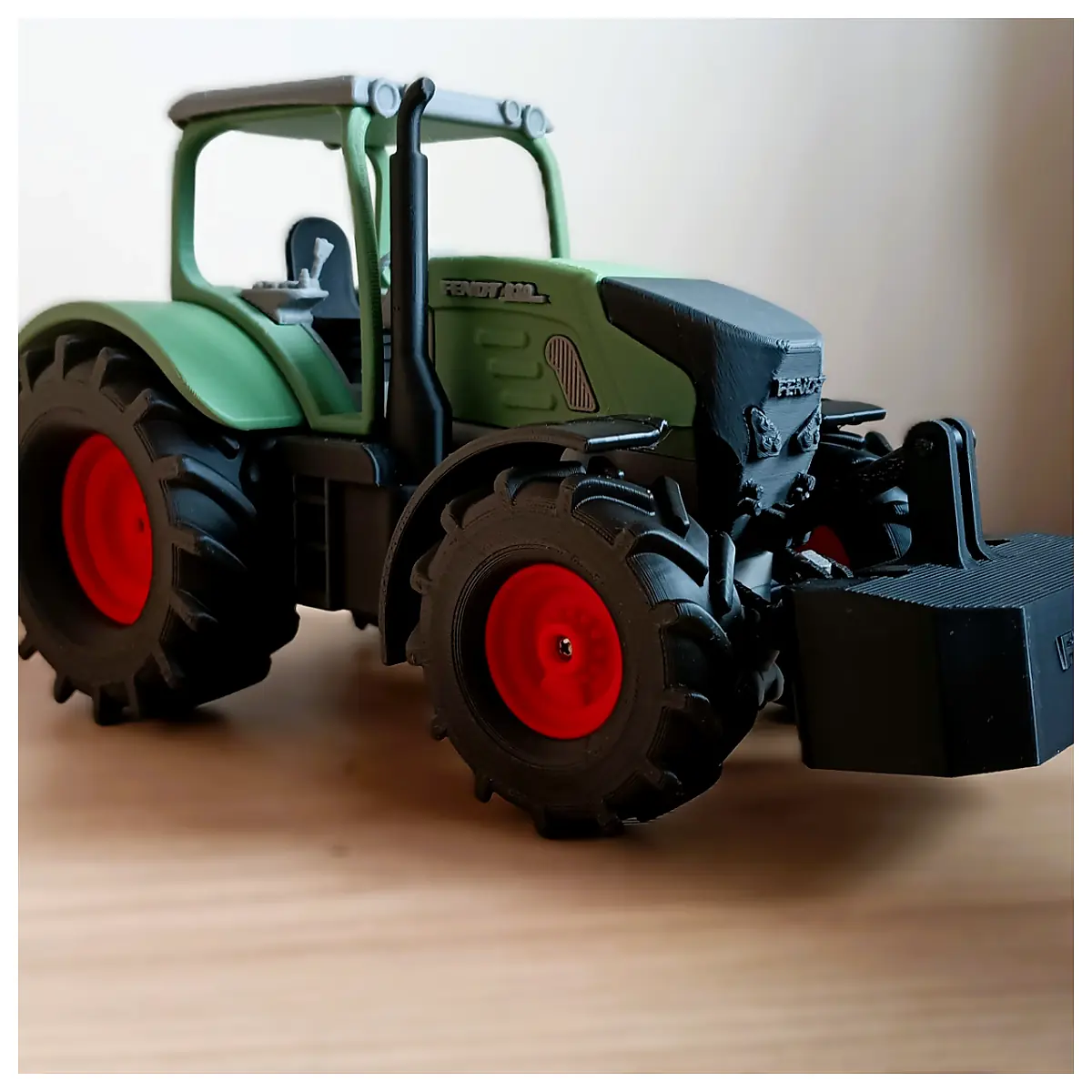 Fendt 900 Series Tractor Model 1 124 Scale 3D Model Farm Equipment Model Agricultural Toy Realistic Farming Accessory