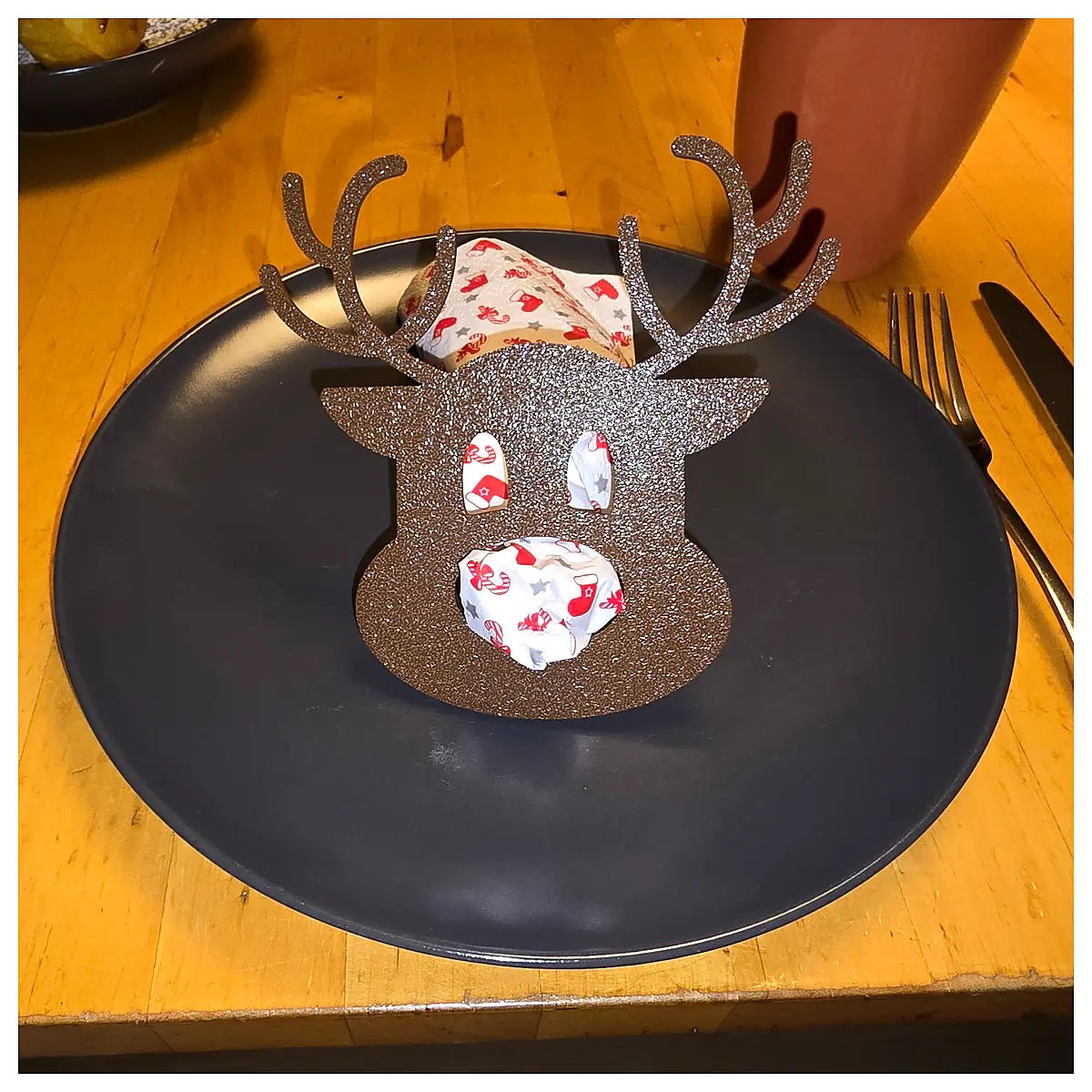 Reindeer Napkin Holder Christmas Decoration Deer Figurine Festive Gift Holiday Decor Christmas Accessory Xmas Ornament