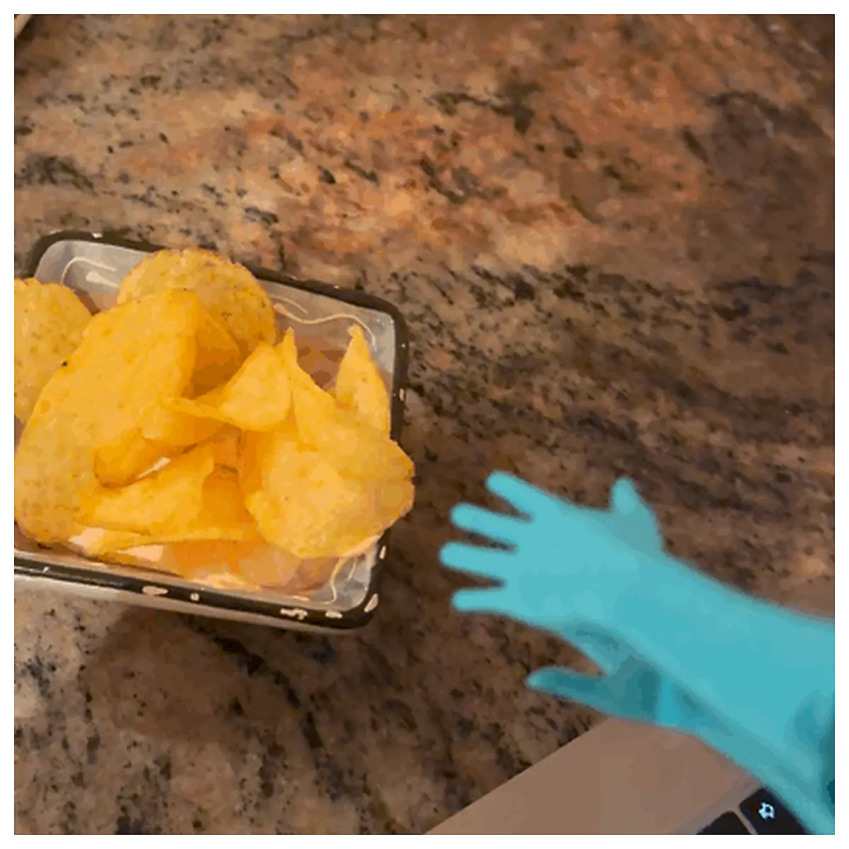 Chips Grabber Tool Chip Grabber Fast Easy Snack Pickup Chip Holder Snack Tool