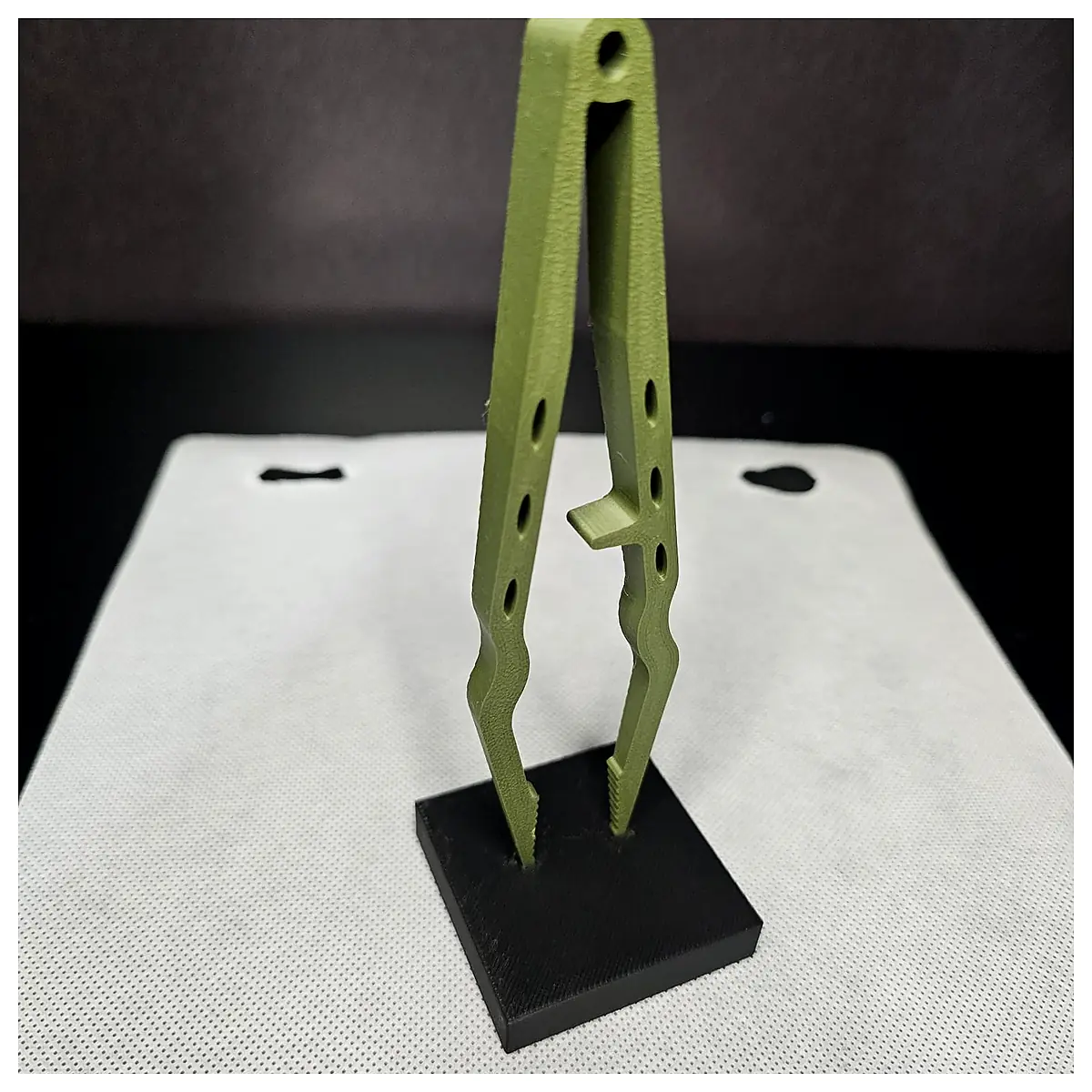 Multi Use Tweezers Forceps Pliers Nippers Tool Repair Parts Universal Grips Disassembly Tools