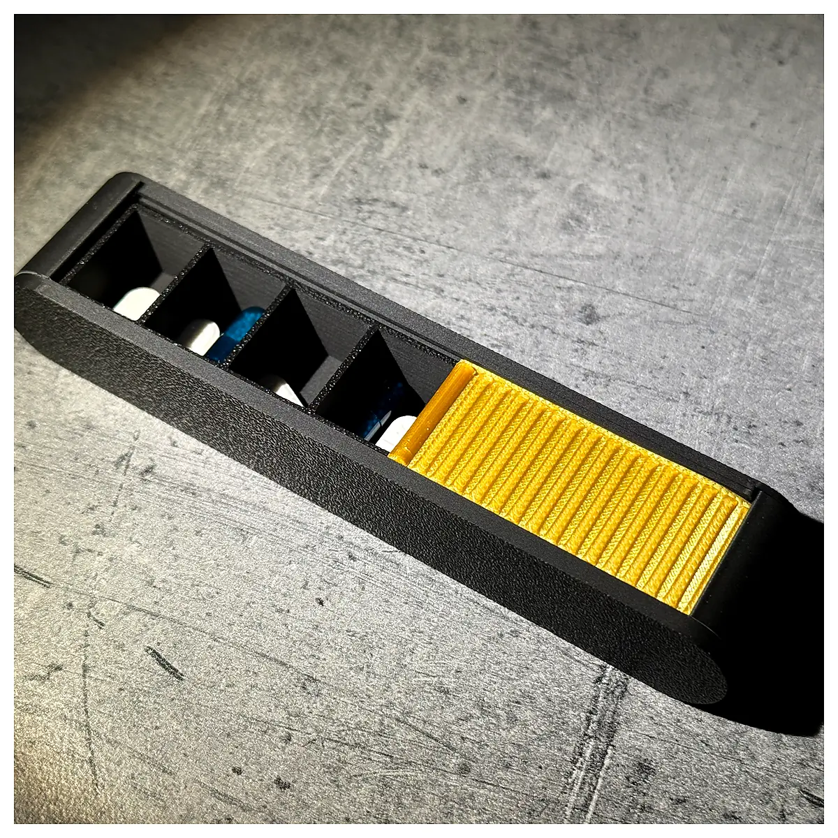 Pill Organizer Box Daily Dose Reminders Medication Splitter Capsules Case Portable Storage Container