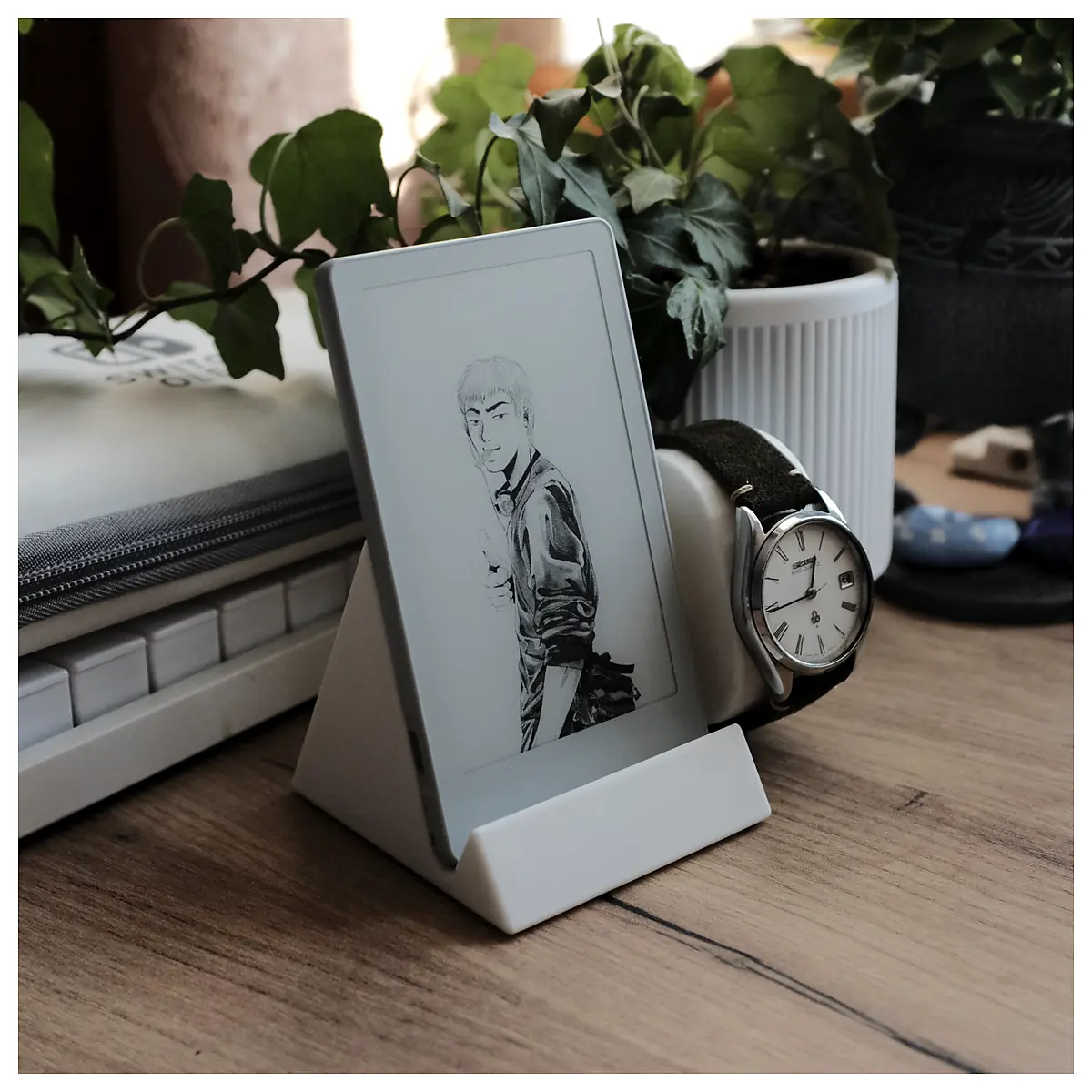 XTEInk Desk Watch Stand Holder Universal Watch Display Stand Watch Organizer Watch Parts Accessories