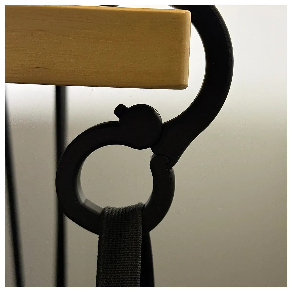 BagBuddy Hanging Bag System Versatile Bag Carrier Mobile Phone Holder Car Office Travel Accessories