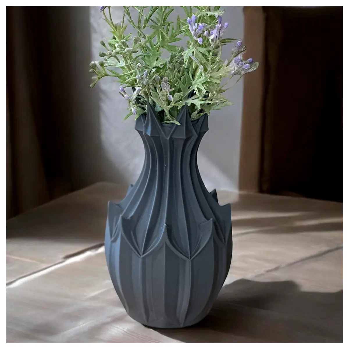 Gothic Vase Black Decorative Vase Dark Style Wedding Decor European Style Ornament Accessories