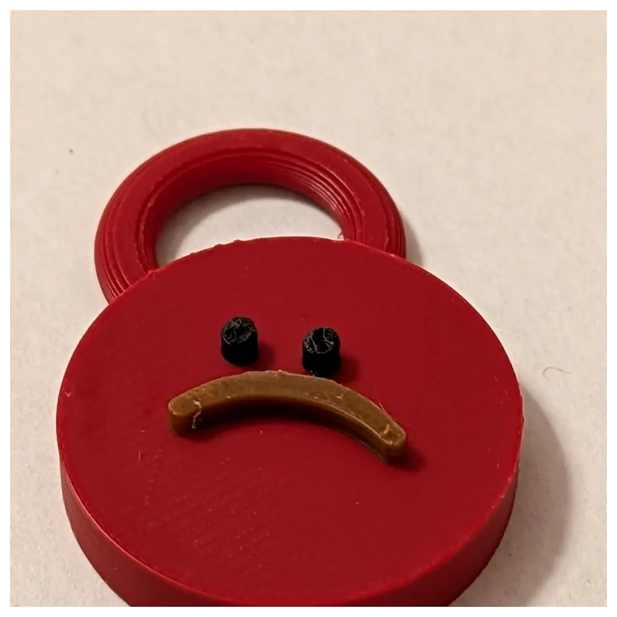 Sad Frowny Face Keychain Funny Gag Gift Accessory Decoration Car Keyring Memorial Keepsake Ideal for Gifting Decor