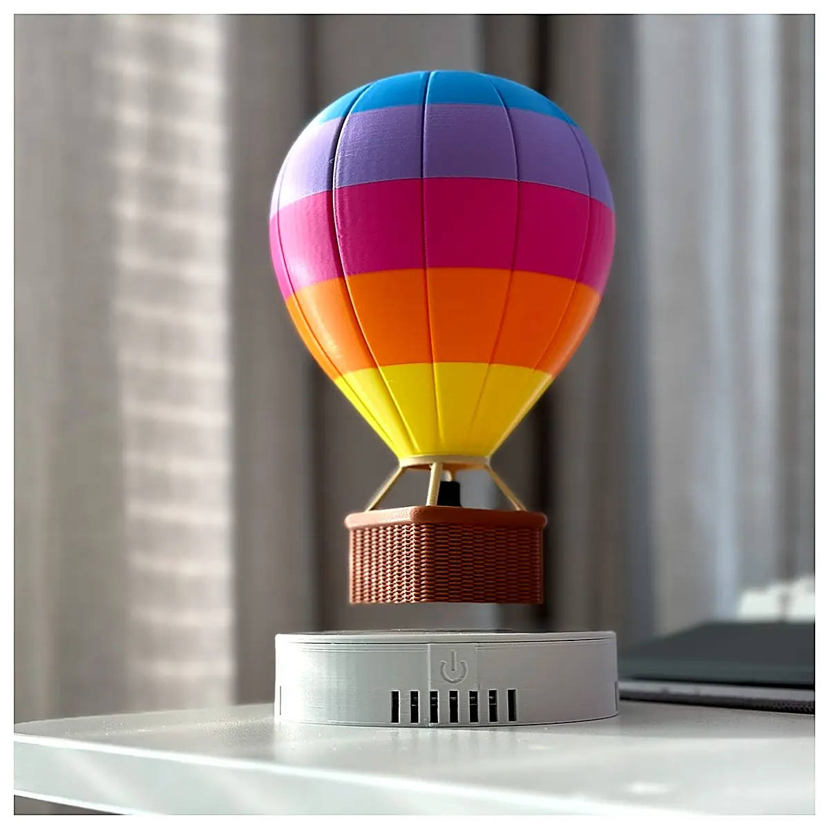 Magnetic Levitation Balloon Floating Magnetic Sphere Kids Levitating Toy Magnetic Plaything Indoor Levitating Fun Brain Teaser Toy