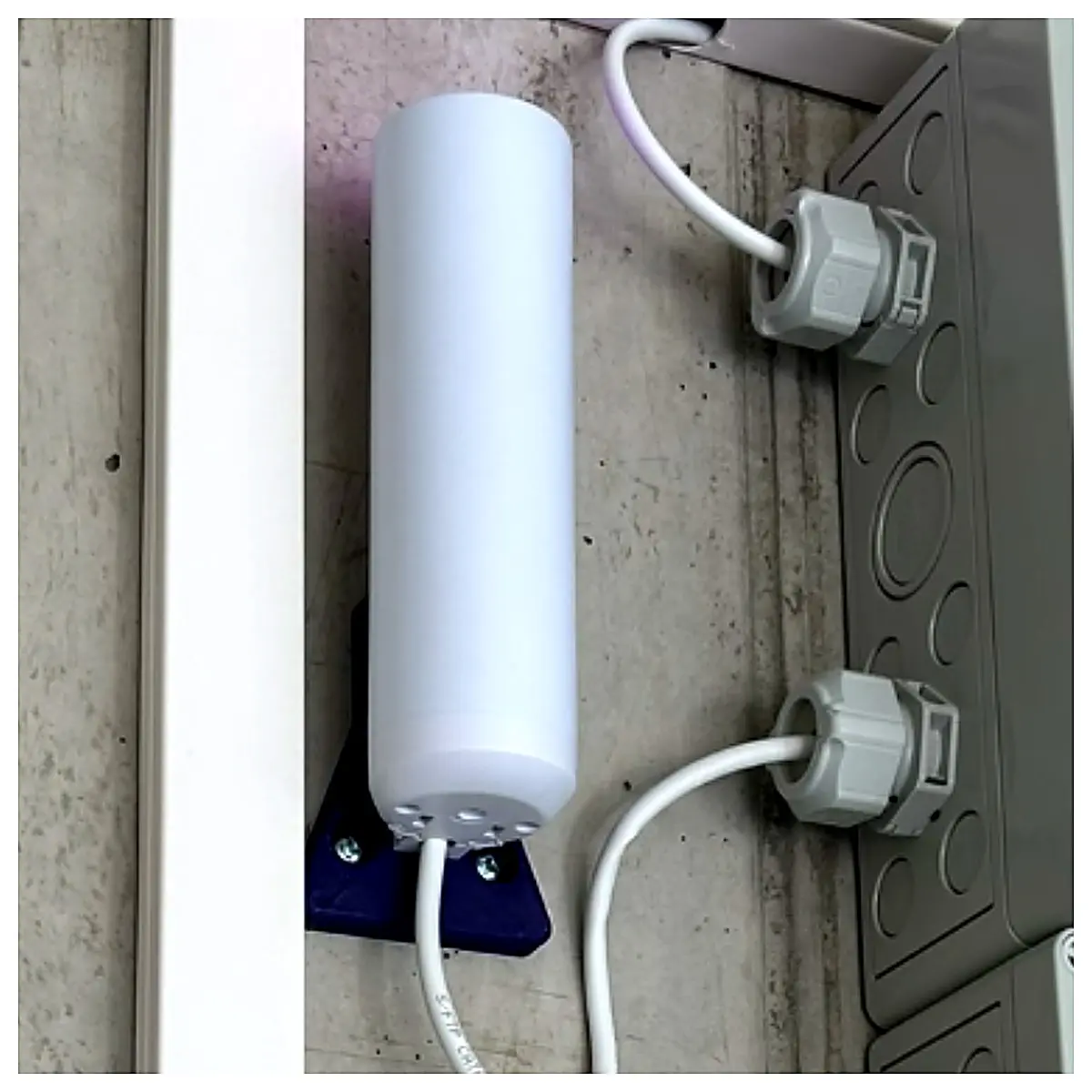 UniFi Mesh Wall Mount Adapter WiFi Signal Booster Range Extender Coverage Expansion Signal Optimization Network Enhancement