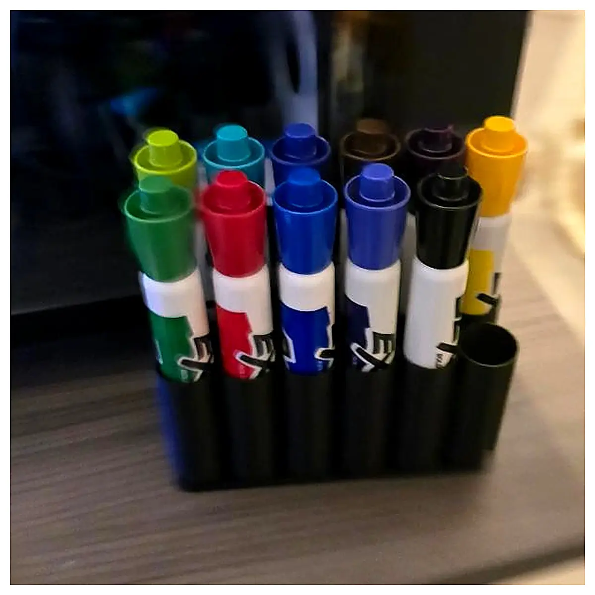 Magnetic Pen Holder 12 Pens Magnetic Whiteboard Accessories Drawing Support Magnetic Board Stand